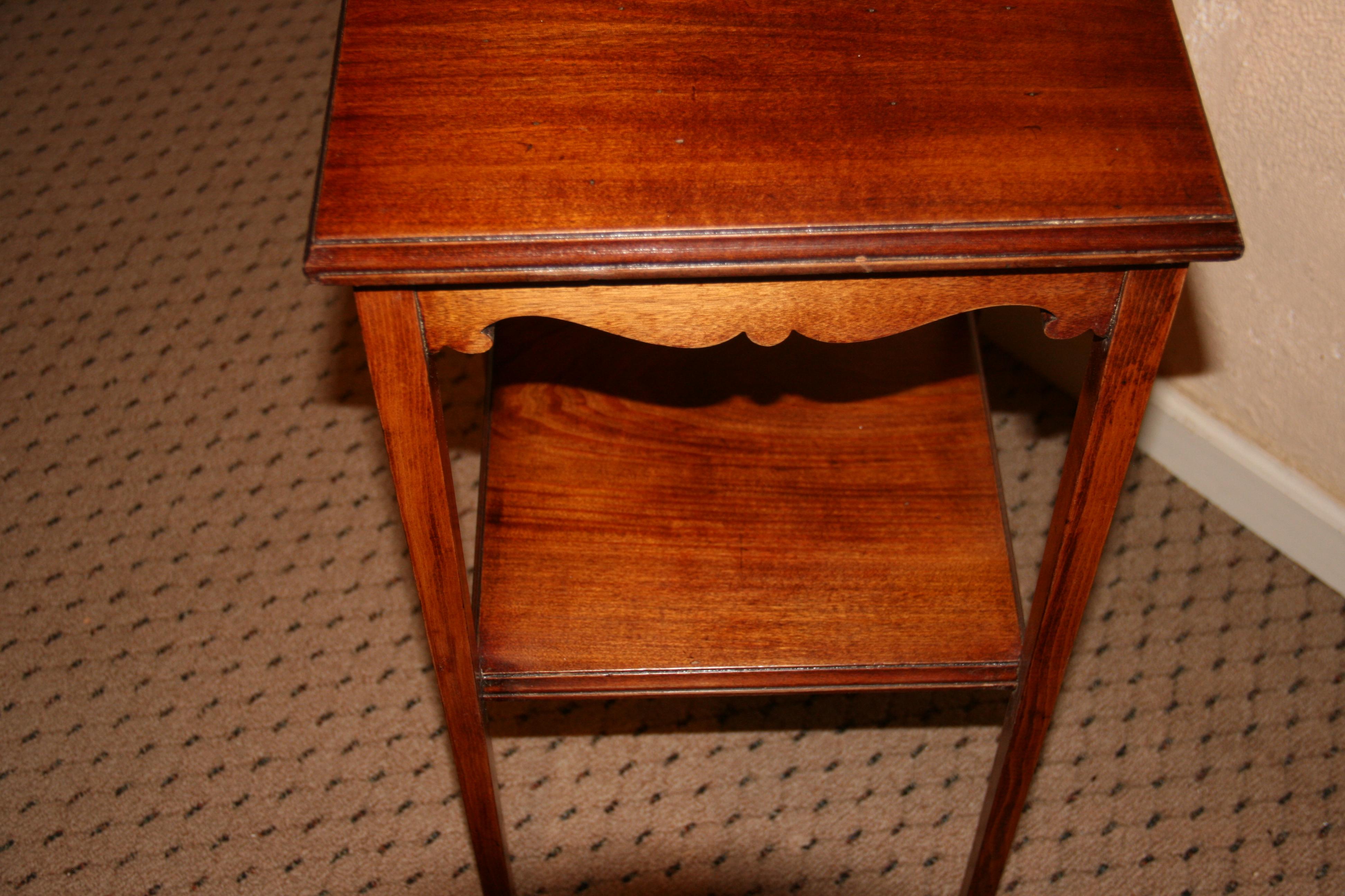 Hand-Crafted English Walnut Two Level Scalloped  Spider Leg Table / Pedestal 1920's For Sale