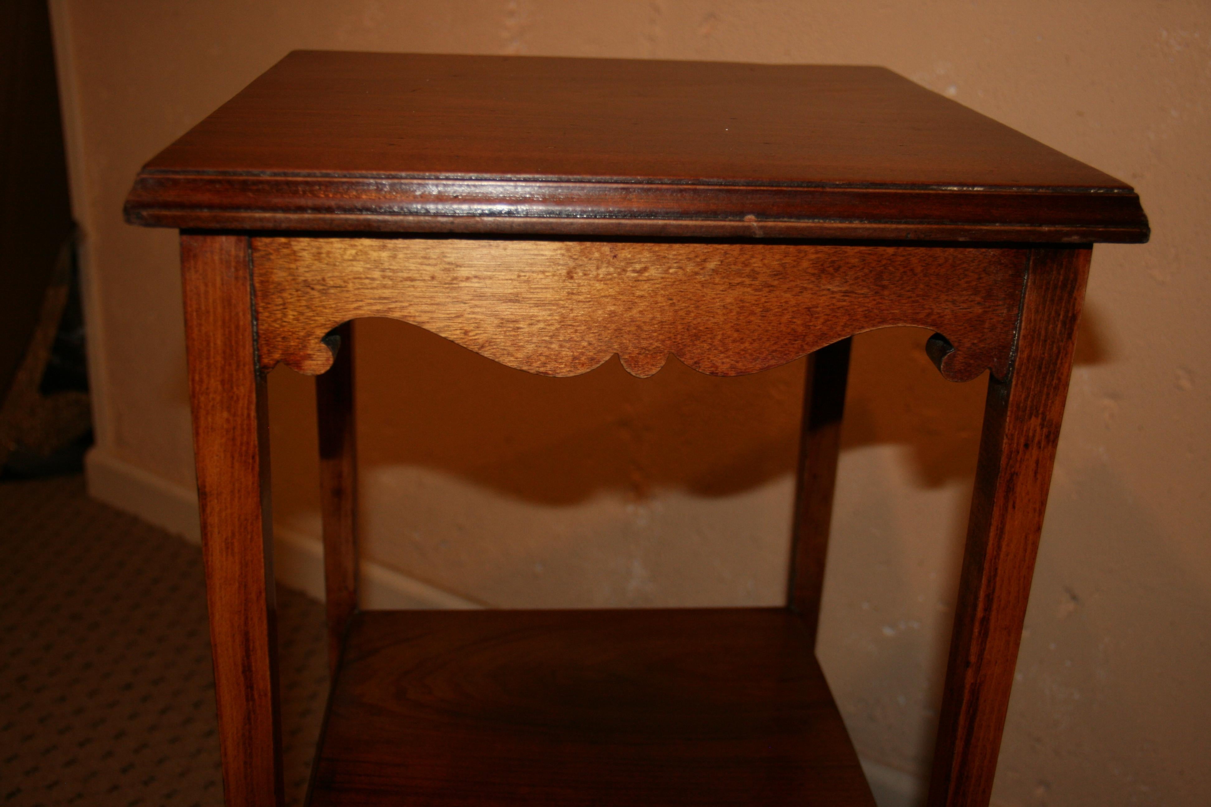English Walnut Two Level Scalloped  Spider Leg Table / Pedestal 1920's For Sale 1