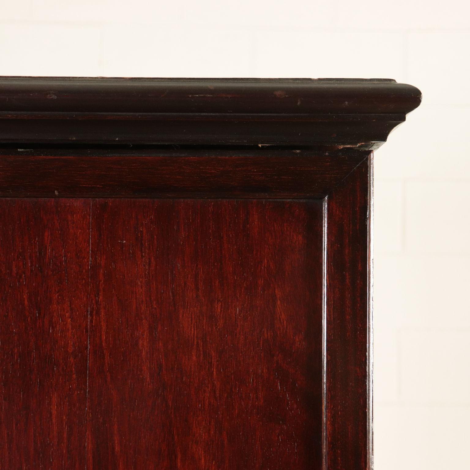 English Wardrobe Wood Veneer, First Half of the 1900s In Good Condition In Milano, IT
