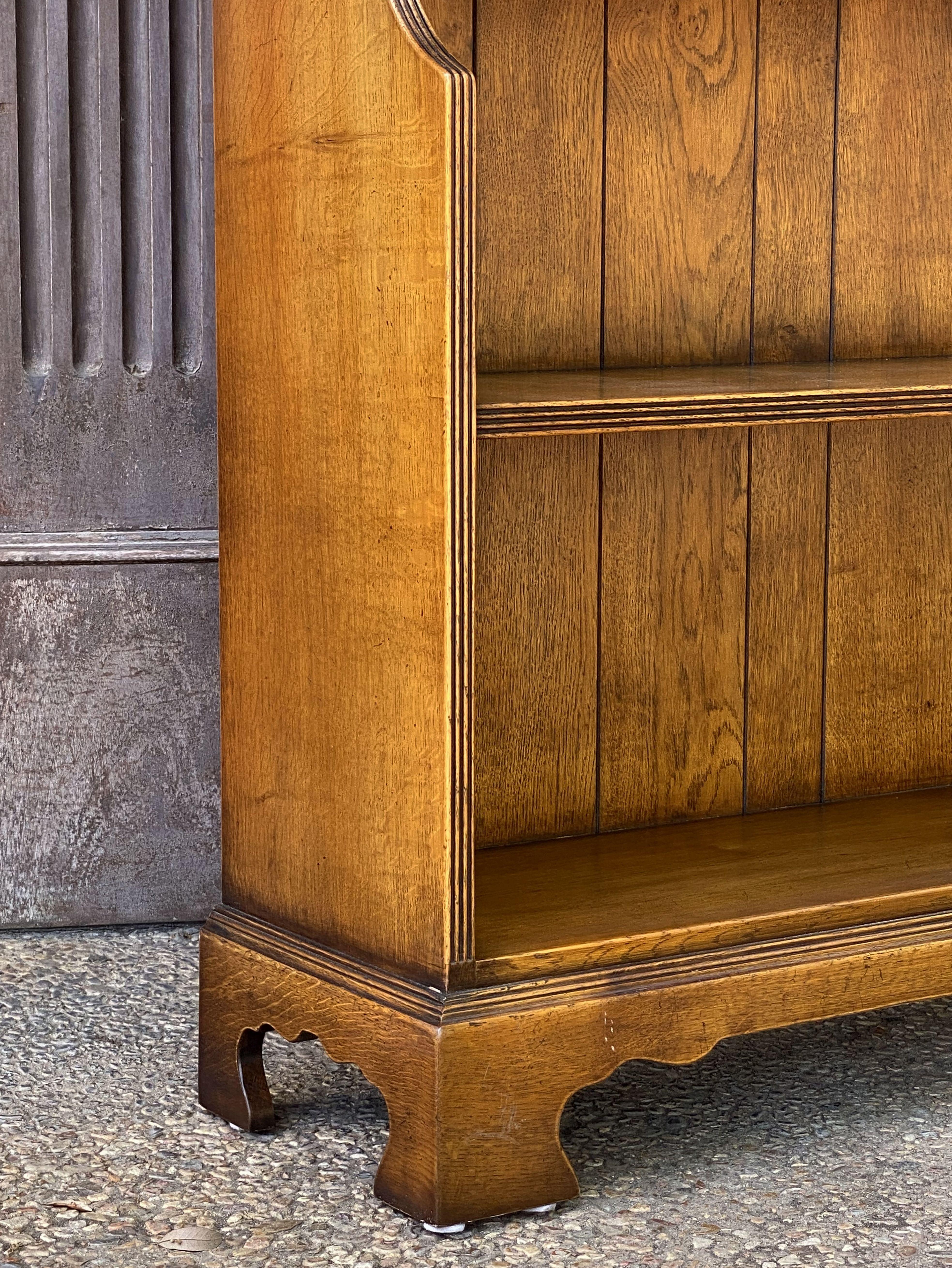 English Waterfall Style Open Bookcase with Five Shelves of Oak 5