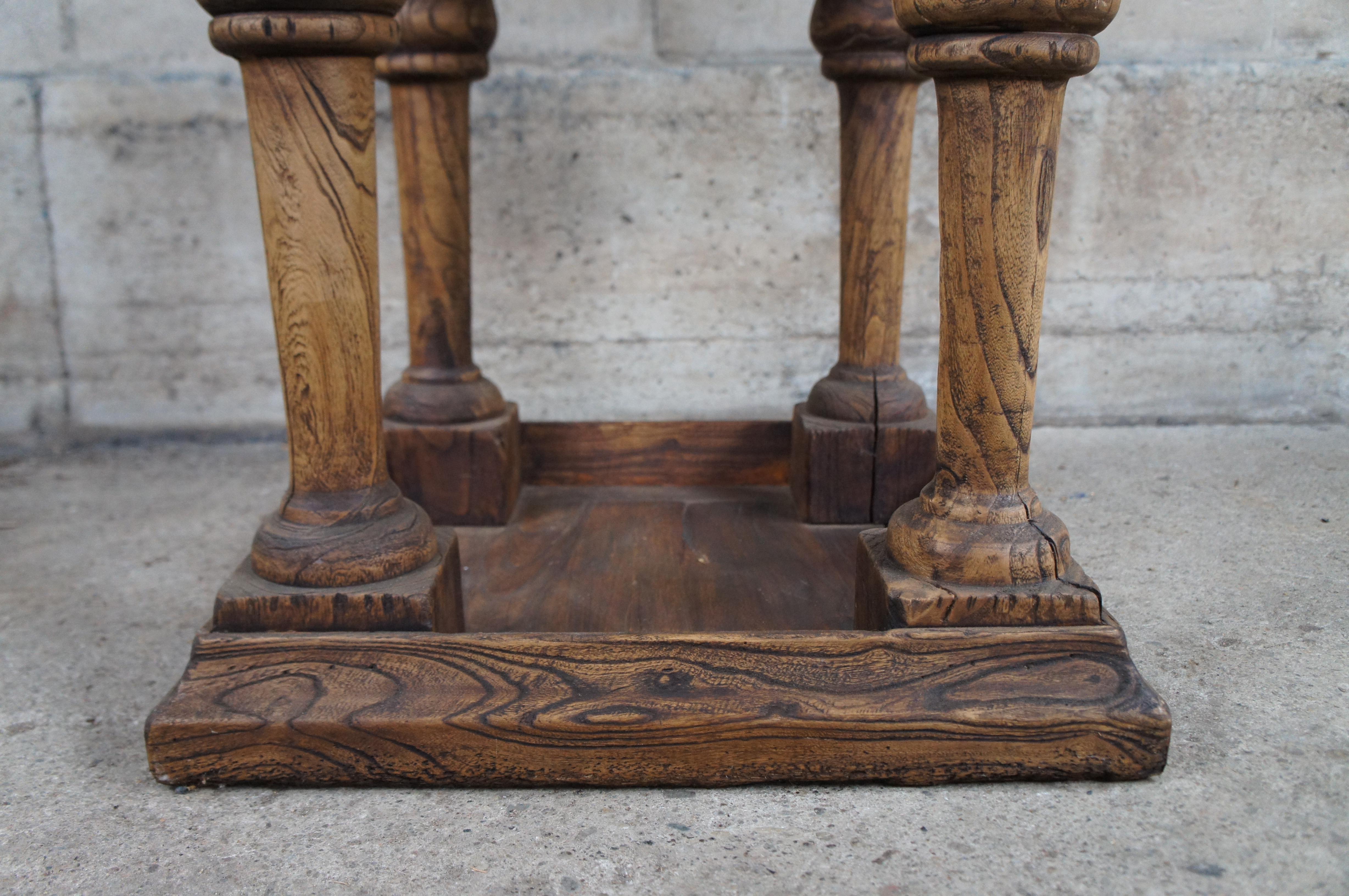 20ième siècle English Weathered Oak Farmhouse Pedestal Side Table Plant Sculpture Stand 28