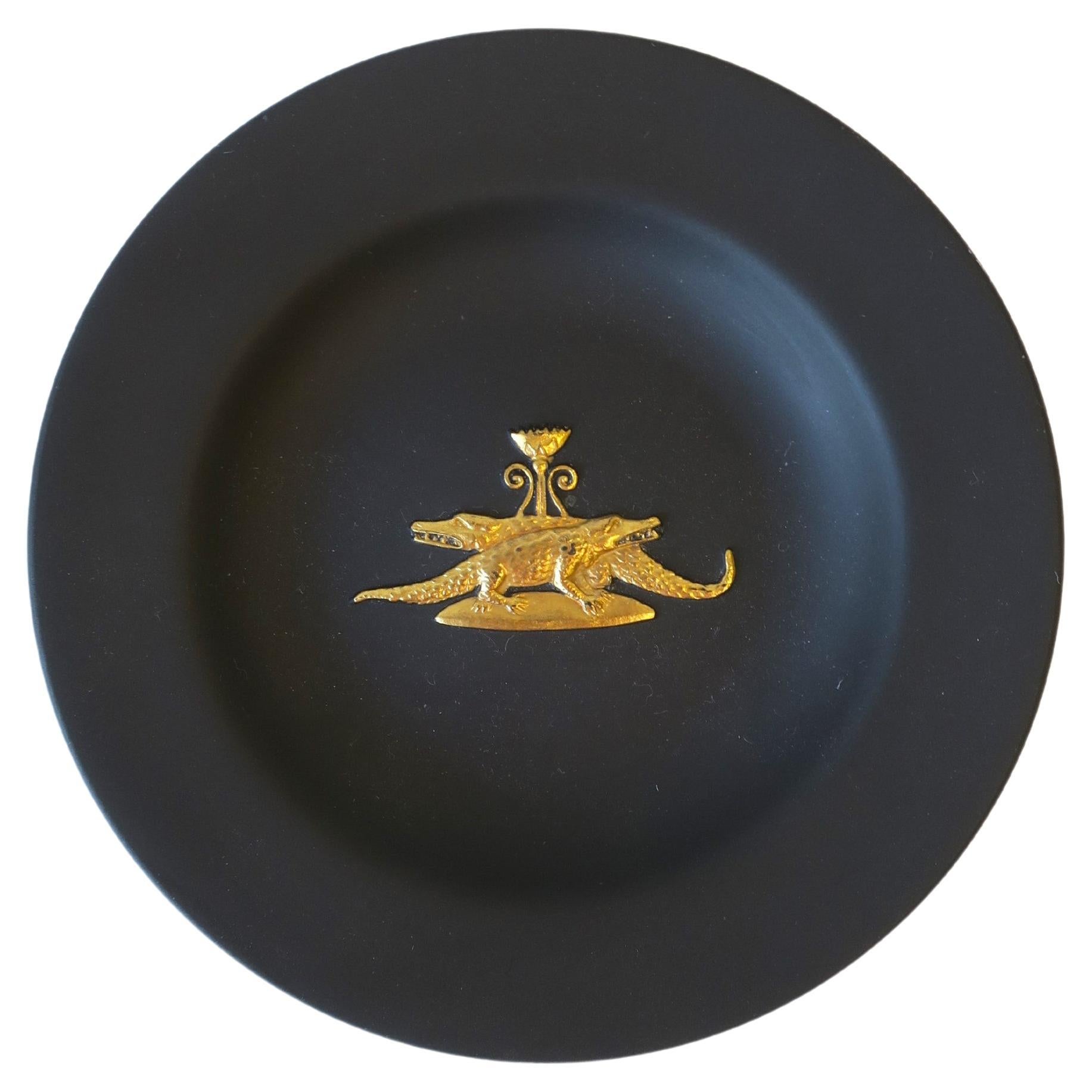 English Wedgwood Black Basalt and Gold Jewelry Dish Neoclassical Revival For Sale