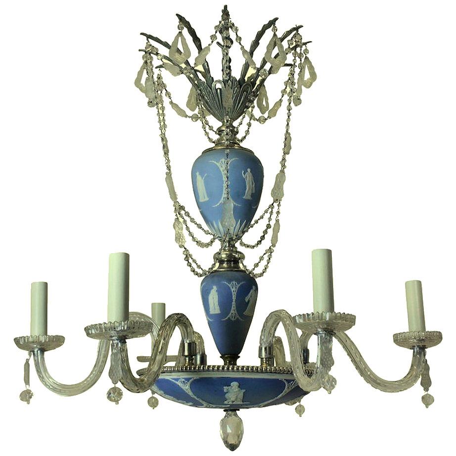 English Wedgwood Chandelier In Good Condition In London, GB
