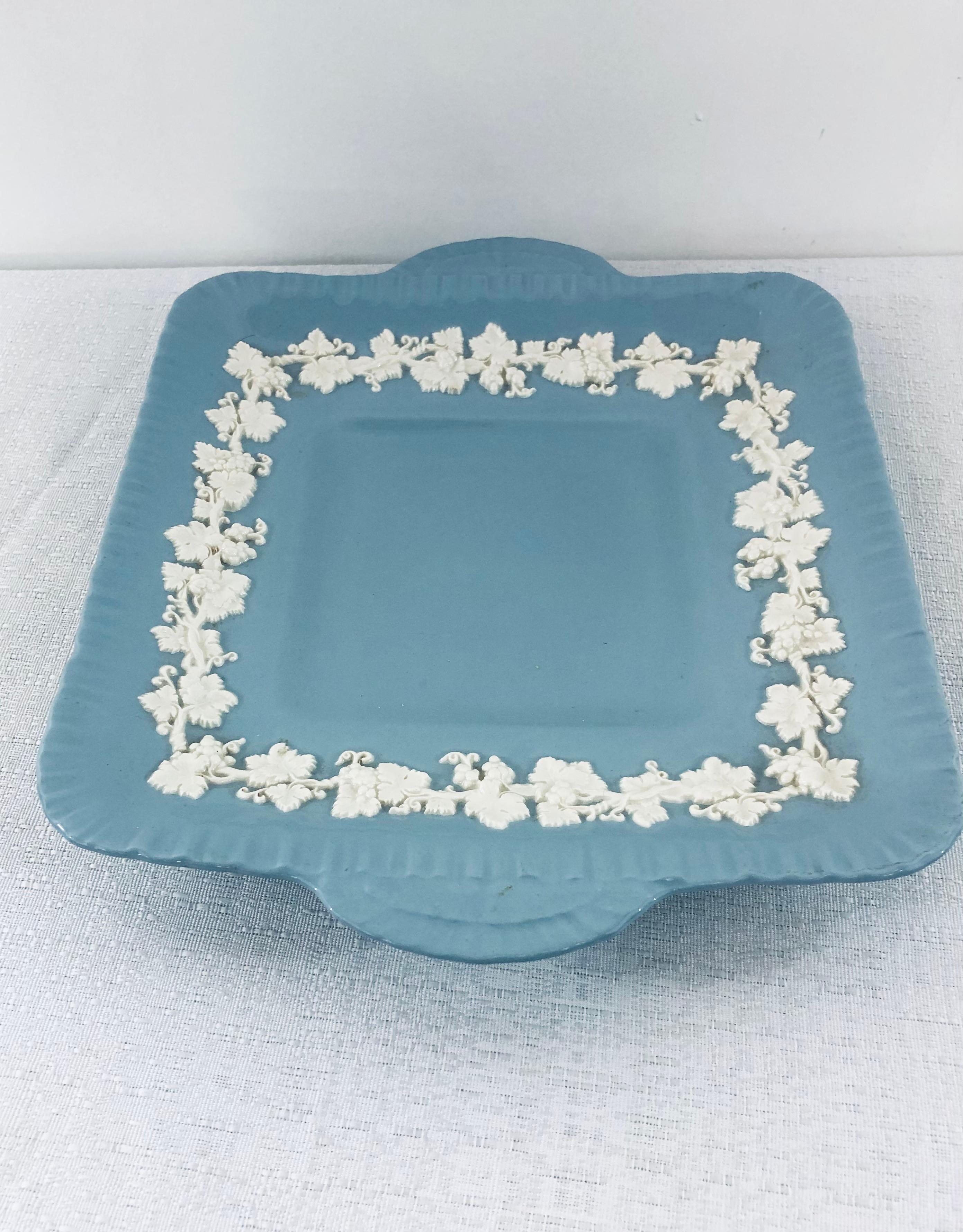 English Wedgwood Jasperware Servingware, Set of 33 Pieces 2