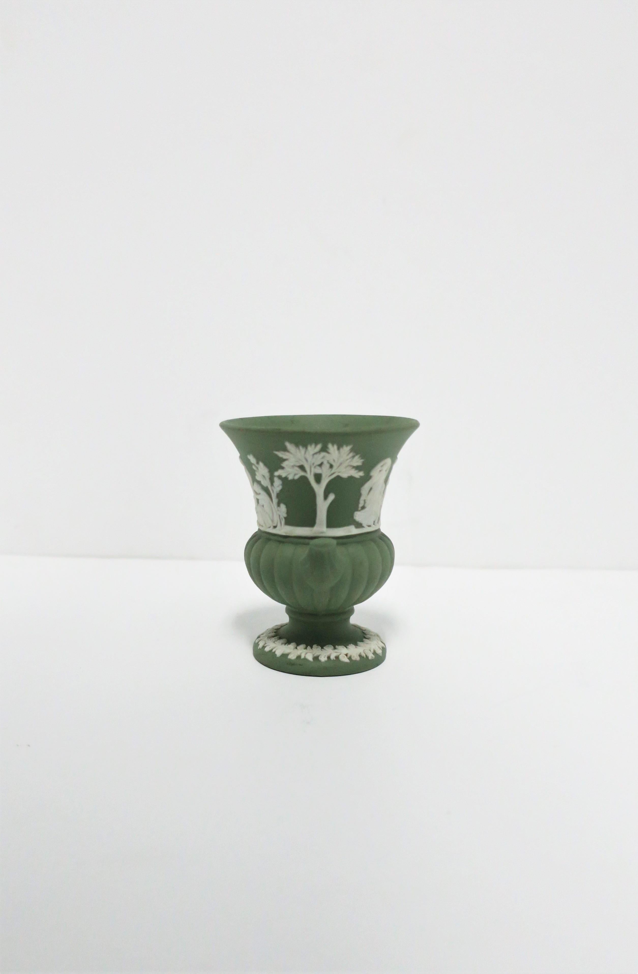 English Wedgwood Jasperware Urn Vase Neoclassical Design 2