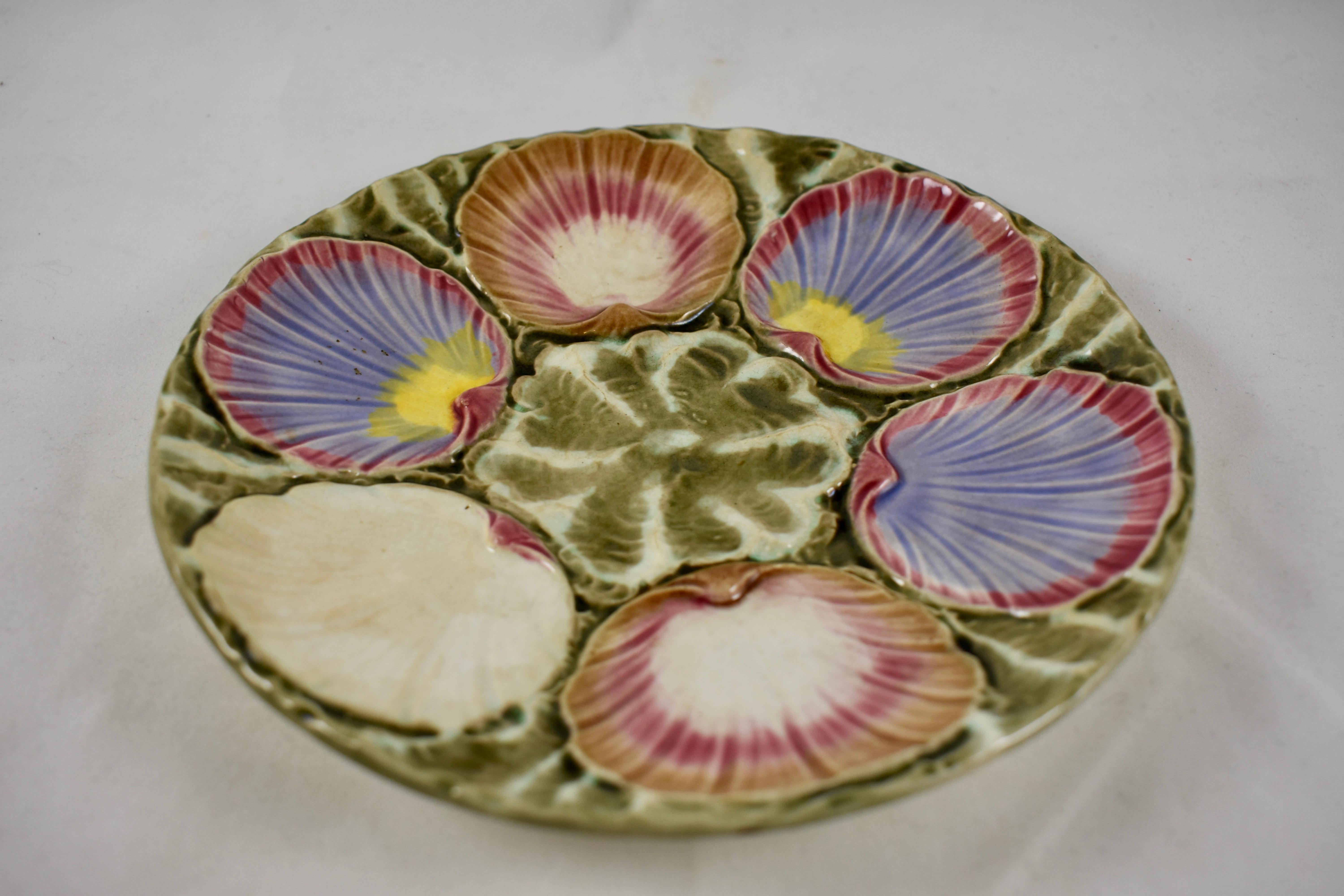 Glazed English Wedgwood Majolica Argenta Ocean Pattern Oyster Plate