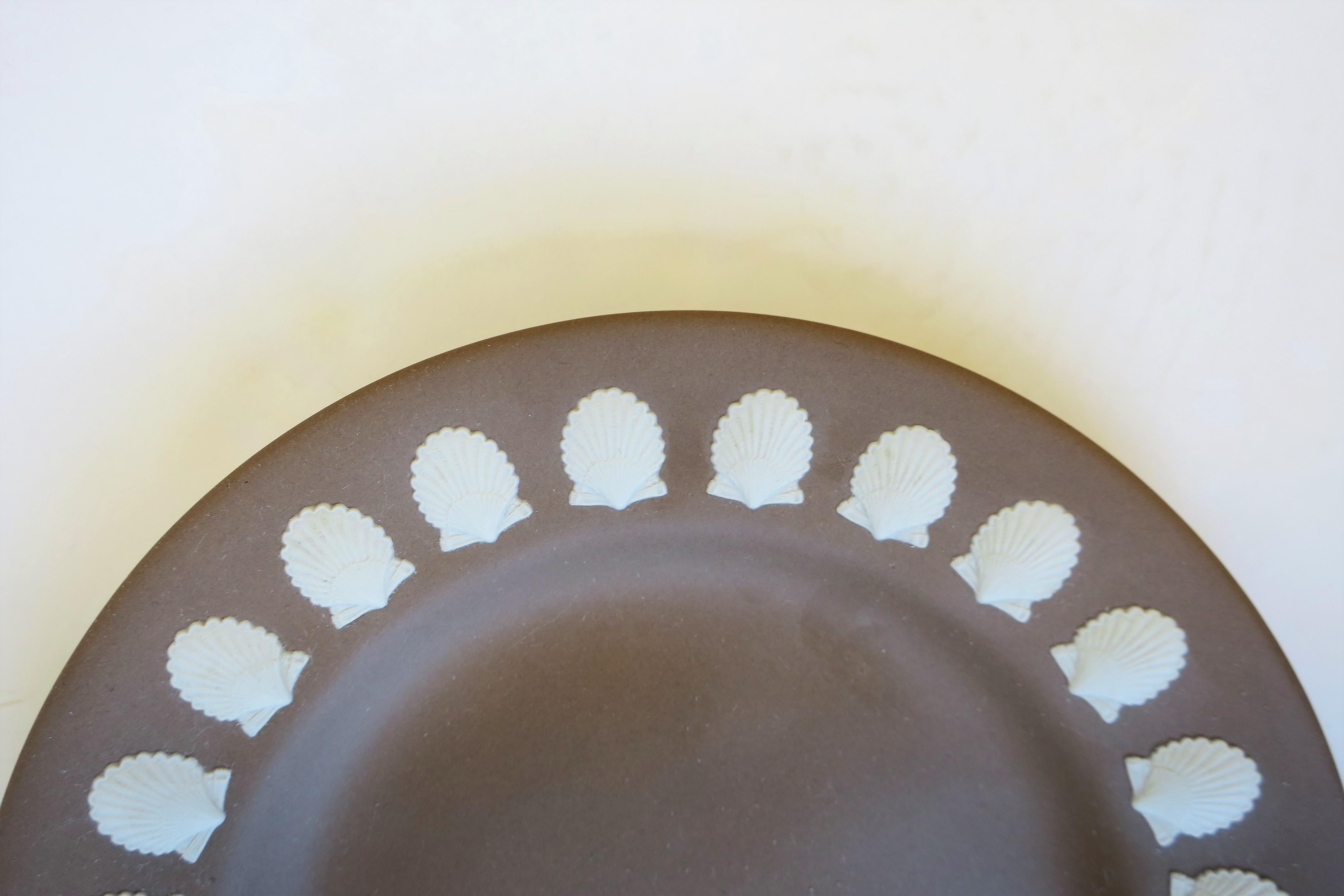 Jasperware-Schale aus Wedgwood mit Muschel-Muschel-Design (Keramik) im Angebot