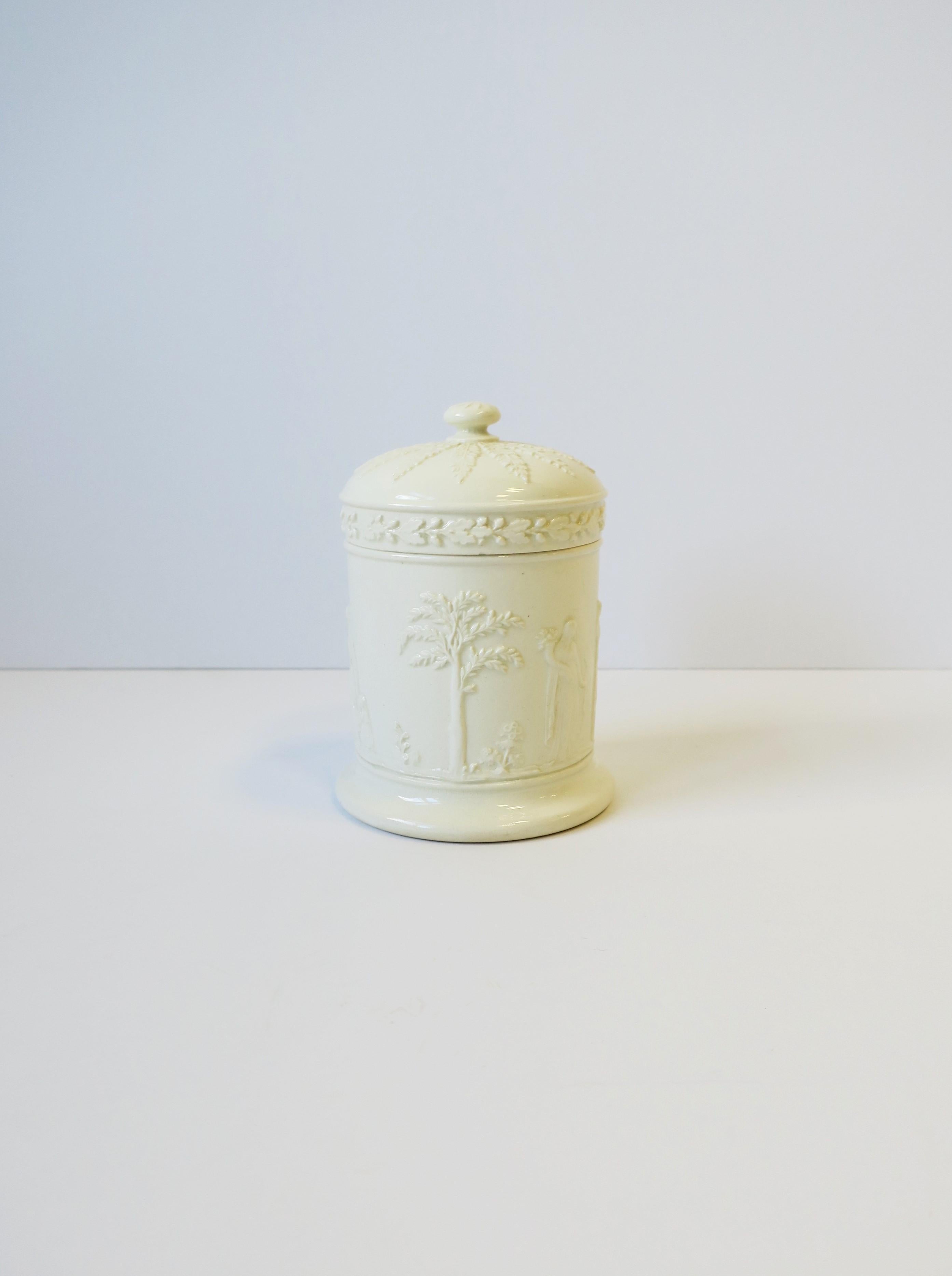 Glazed English Wedgwood Neoclassical White Box Jar with Lid