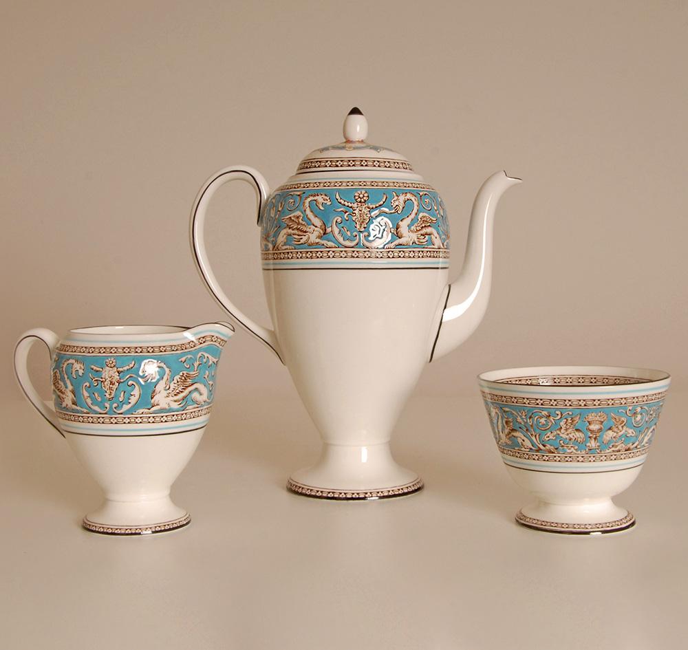 Englisches Wedgwood Teeservice Etruskisches Reich Knochenporzellan Porzellan Türkis 15 Stück (Handgefertigt) im Angebot