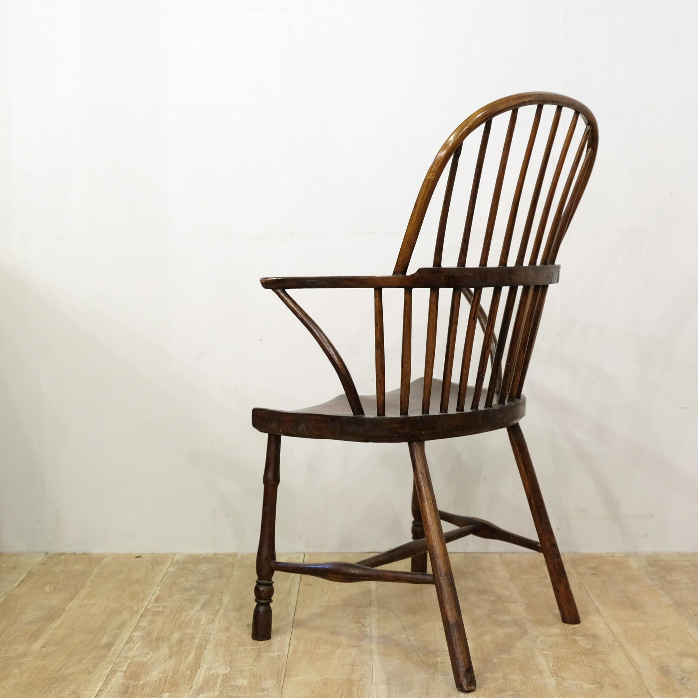 Hand-Crafted English West Country Mid-19th Century Stickback Windsor Chair