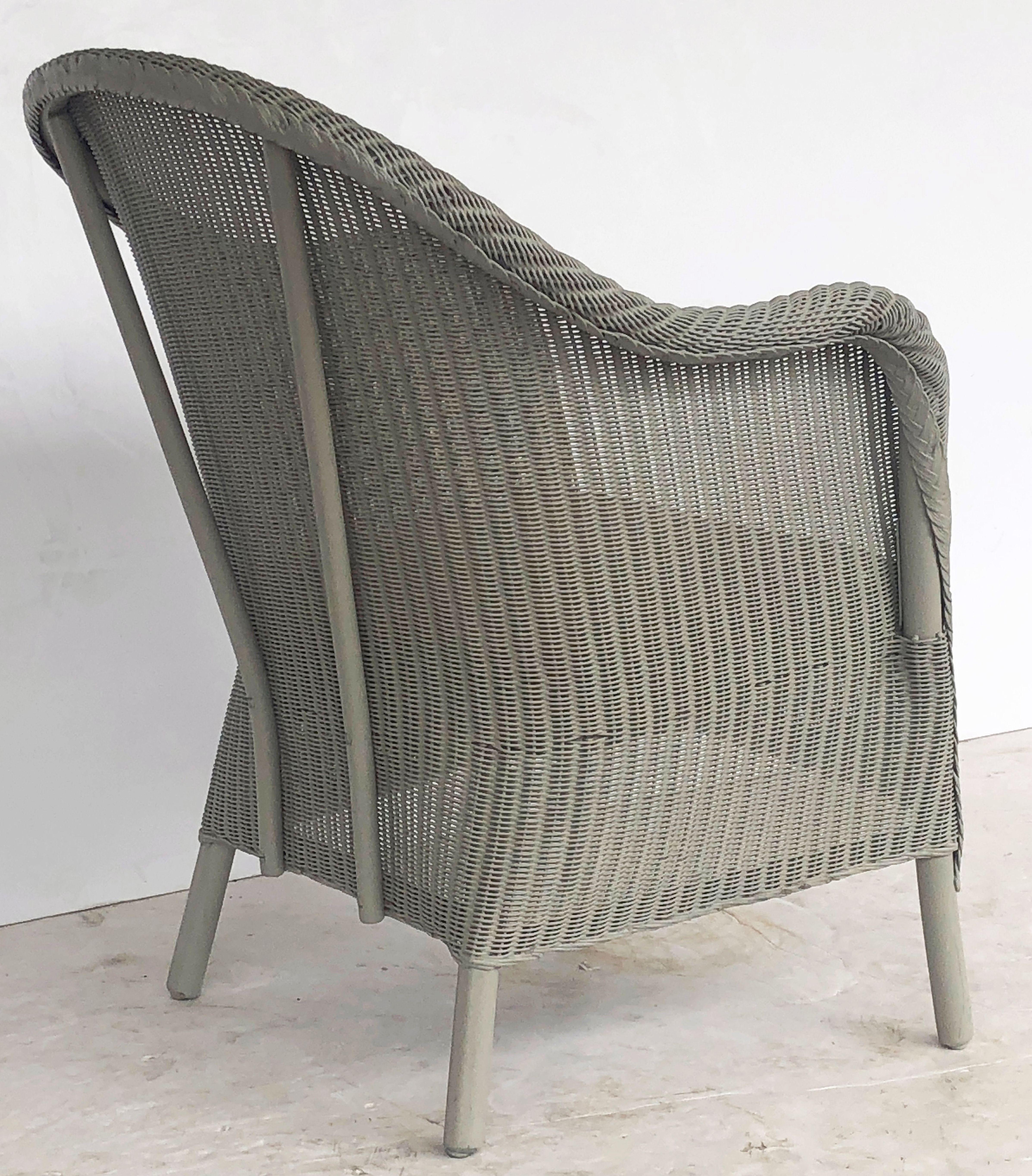 English Wicker Garden or Lounge Chair by Lloyd Loom 2