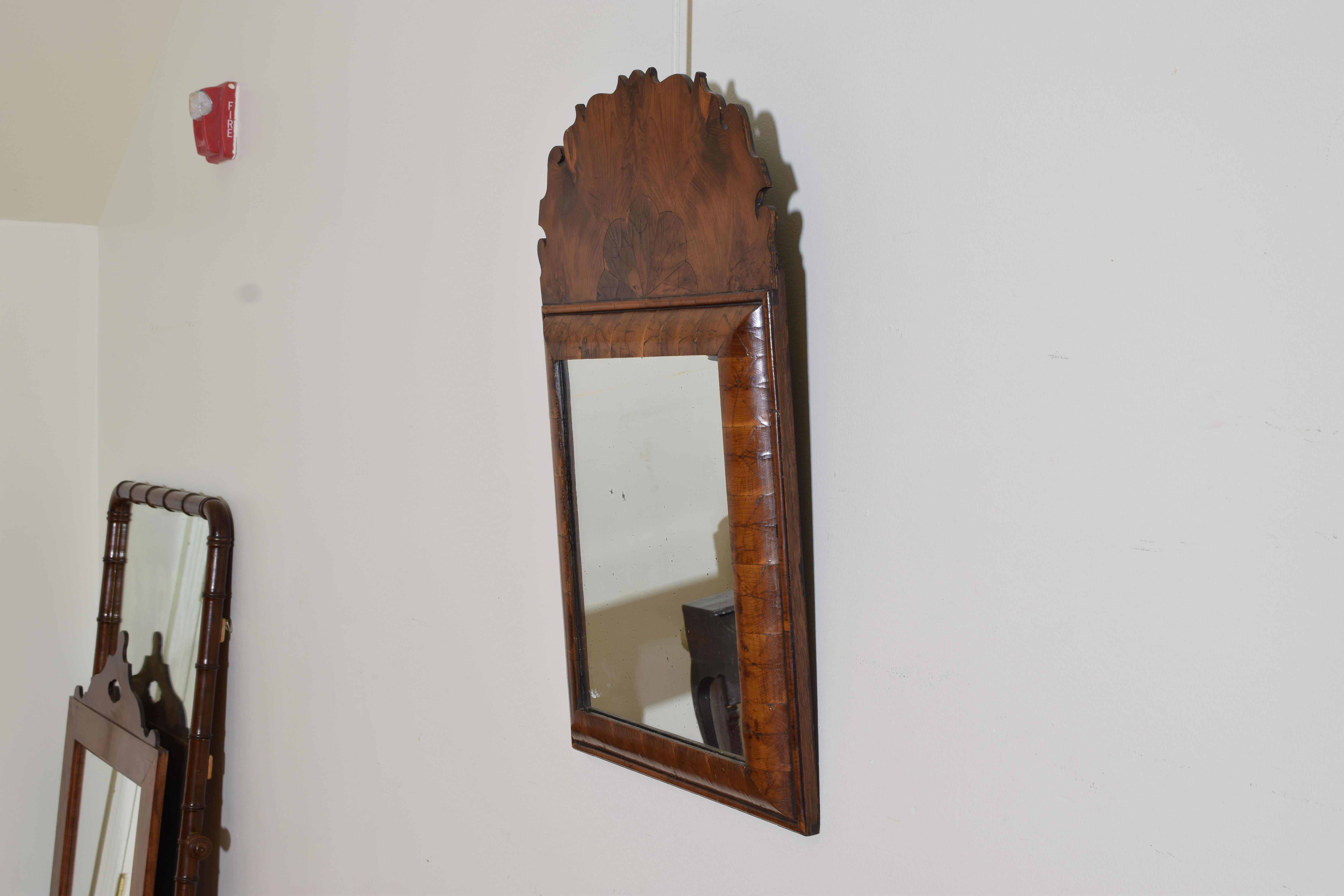 Mid-19th Century English William and Mary Style Oyster Walnut Mirror, mid 19th century For Sale