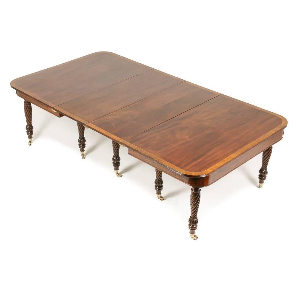 English William IV Banquet Table with Seven Leaves 1