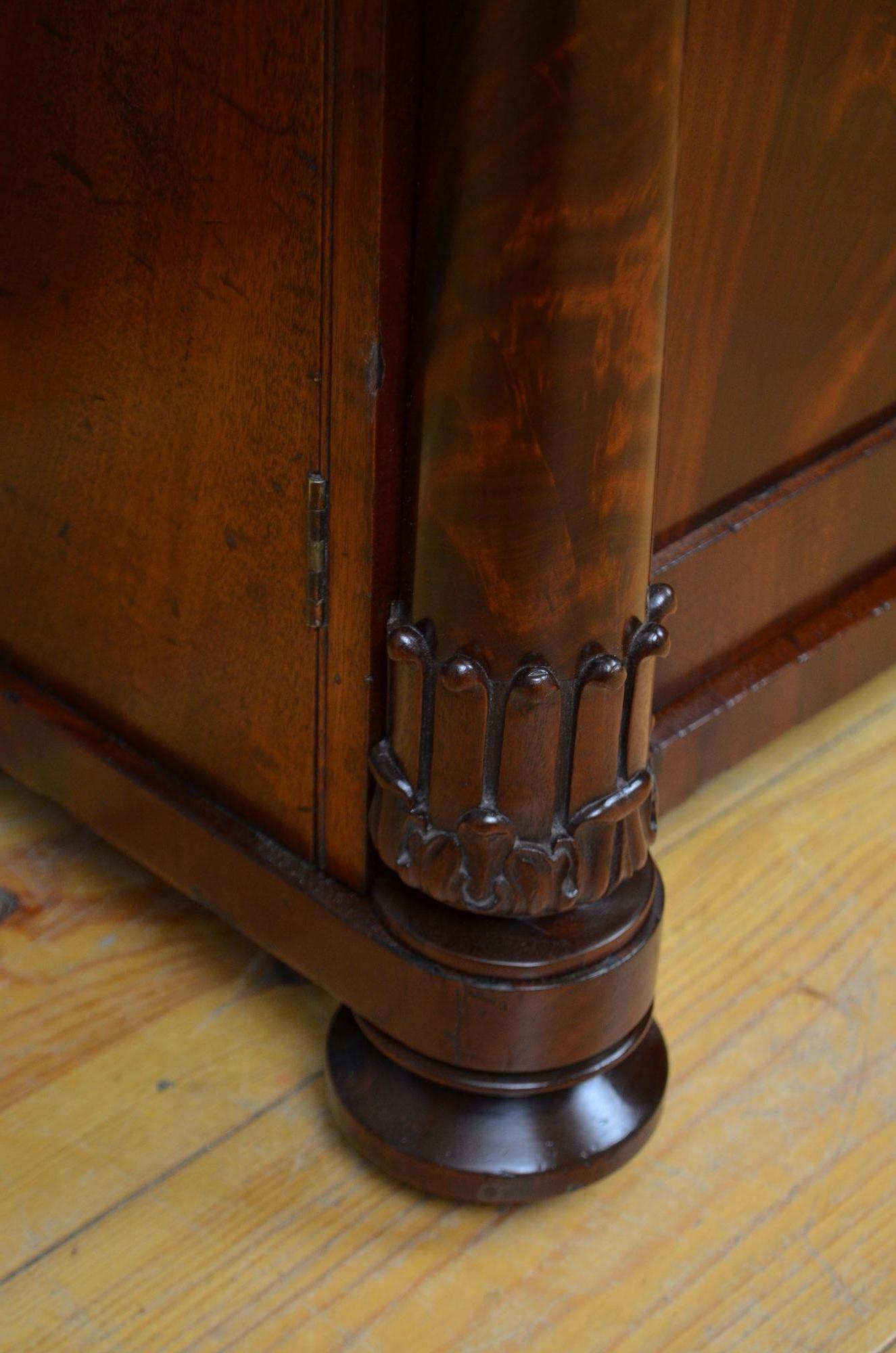 English William IV Chiffonier Sideboard in Mahogany 7