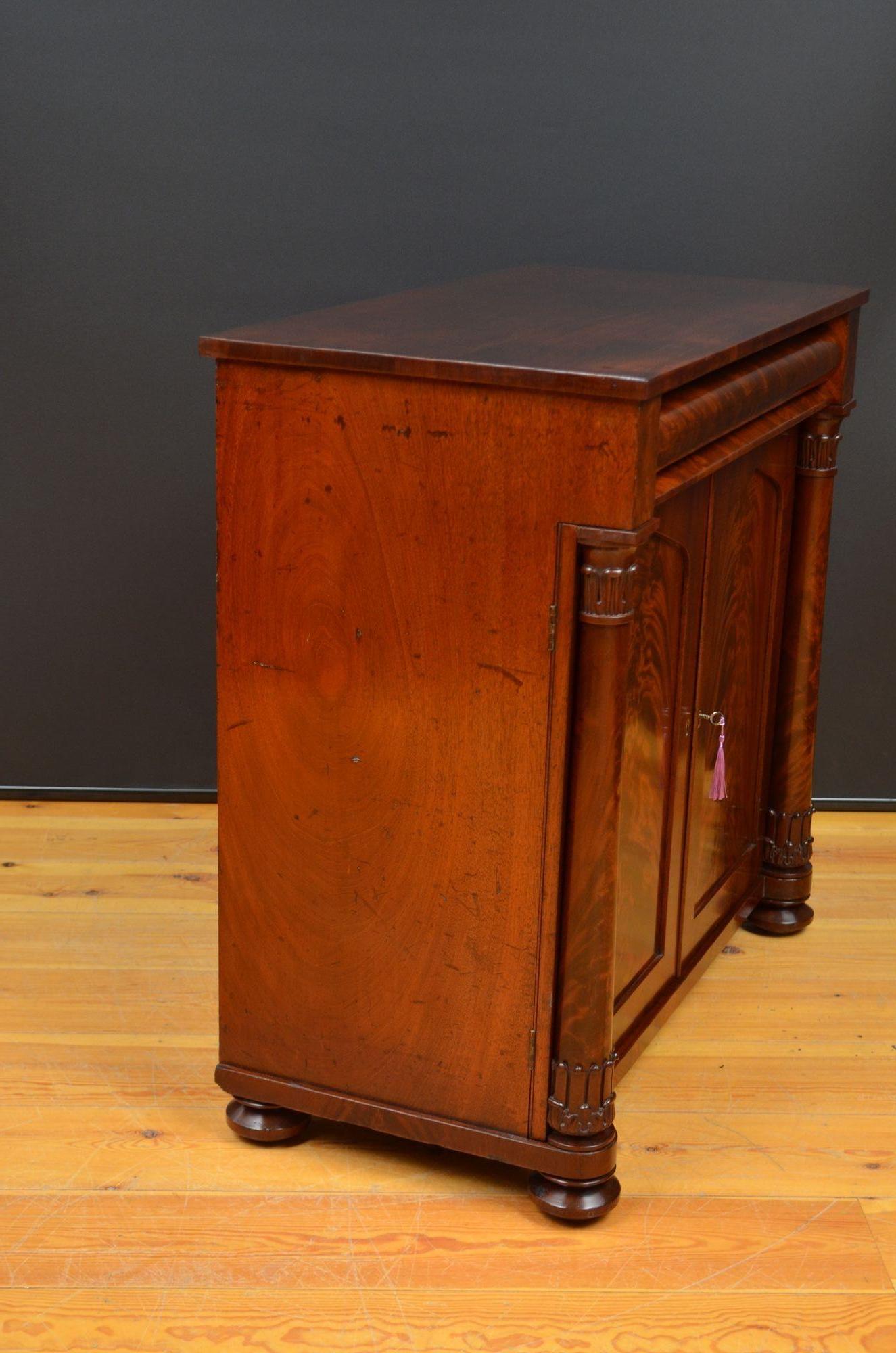 English William IV Chiffonier Sideboard in Mahogany 9