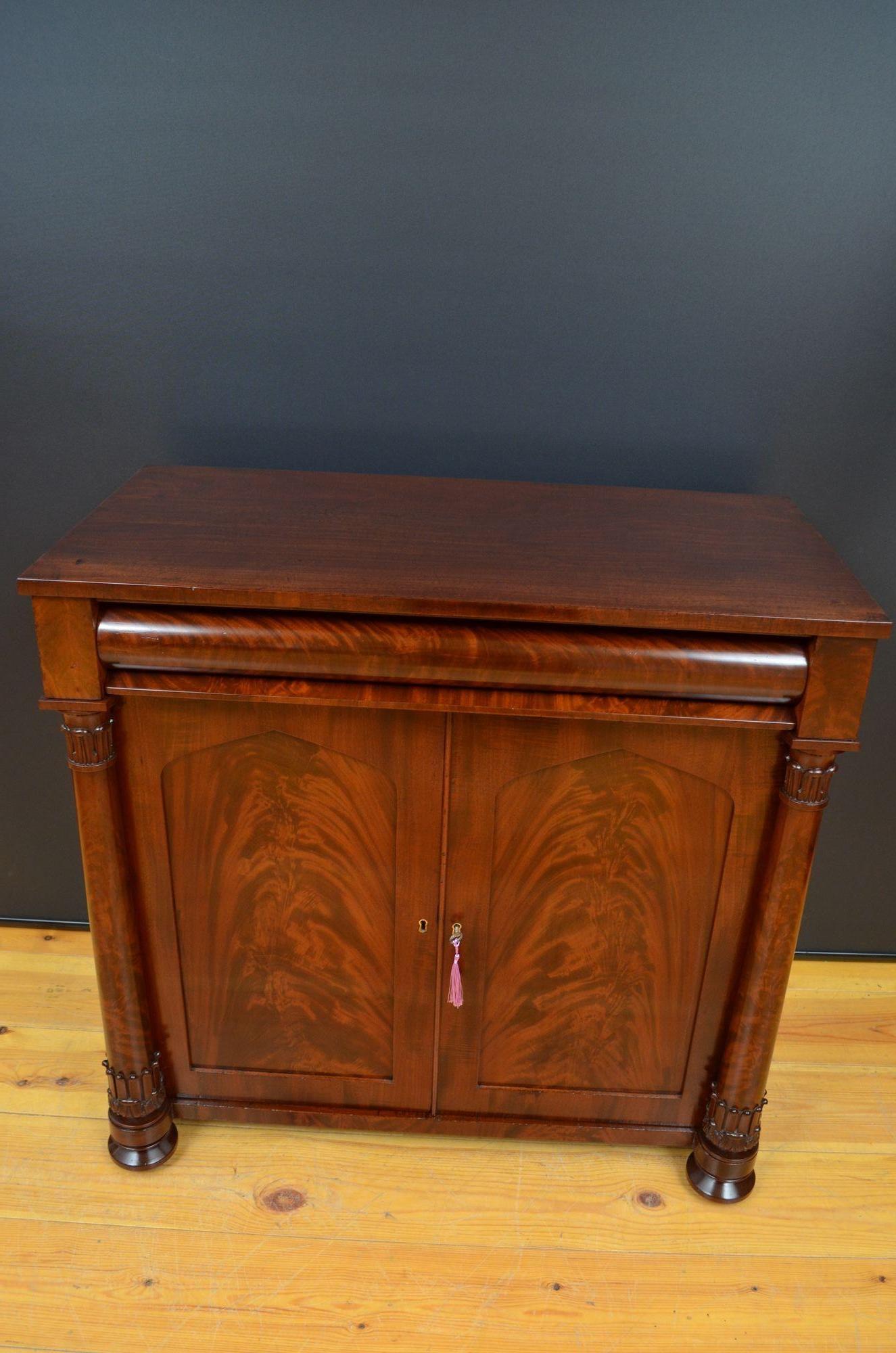 English William IV Chiffonier Sideboard in Mahogany 11
