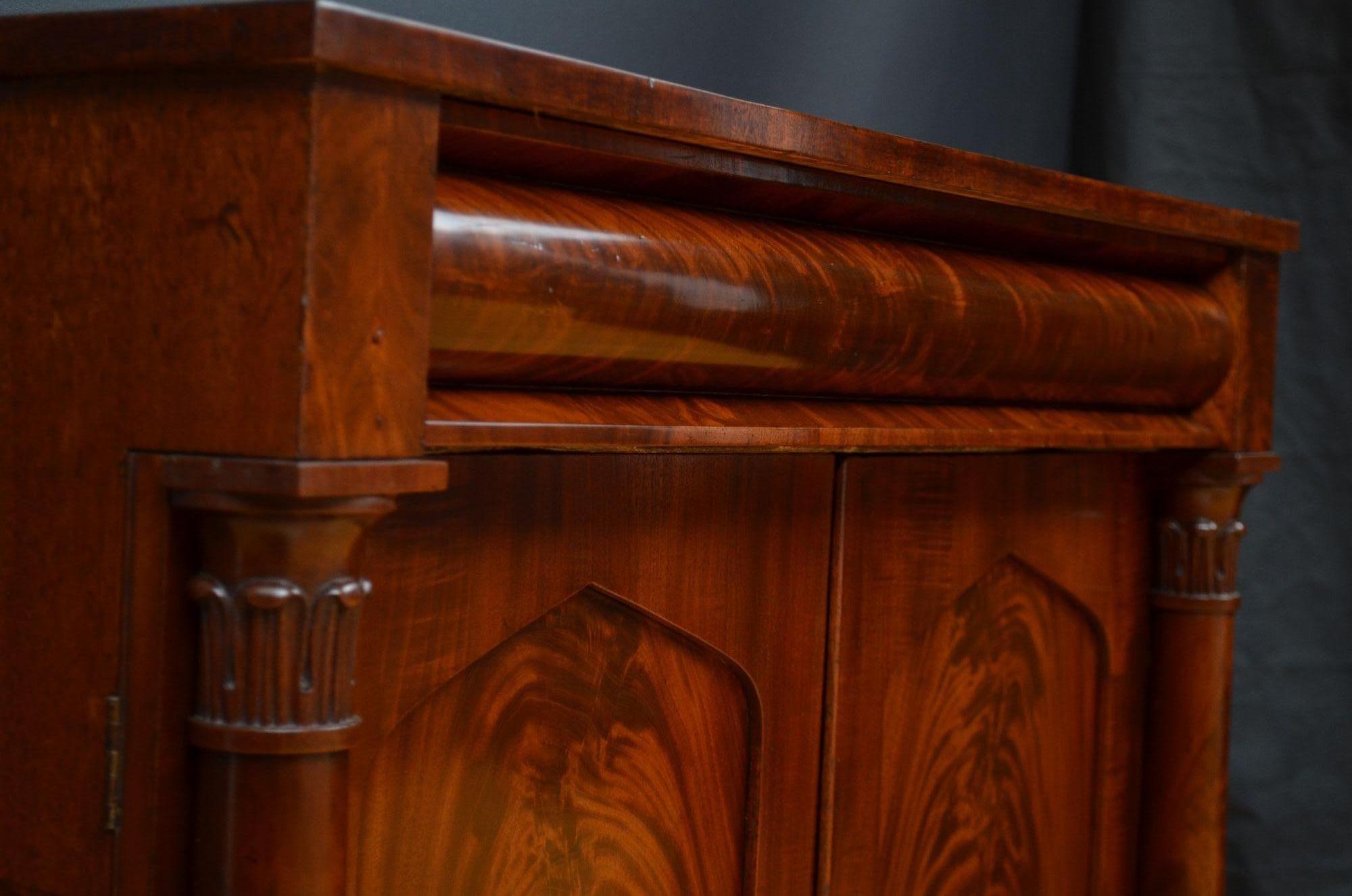 English William IV Chiffonier Sideboard in Mahogany 2
