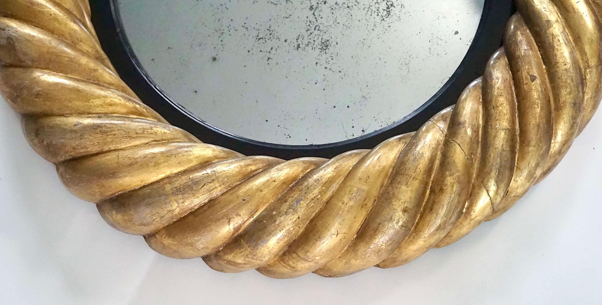 English William IV Giltwood Convex Mirrors of Unusual Form, Pair, circa 1830 In Good Condition For Sale In Kinderhook, NY