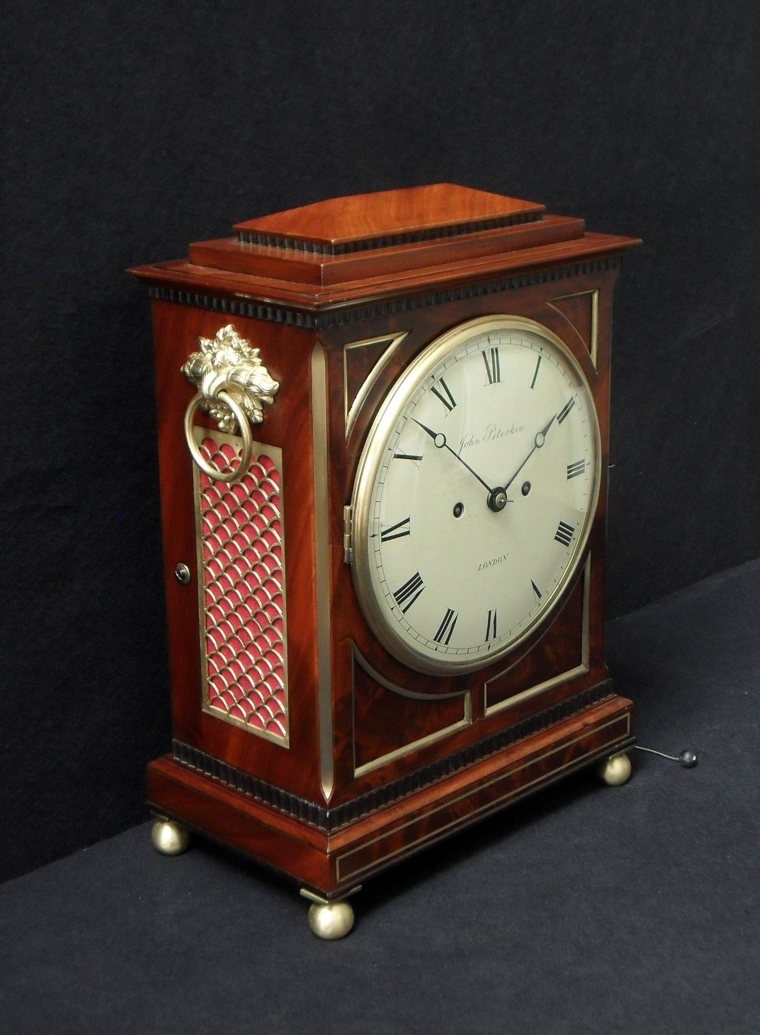 English William IV Mahogany Bracket Clock with Pull Repeat Action In Good Condition For Sale In Macclesfield, GB