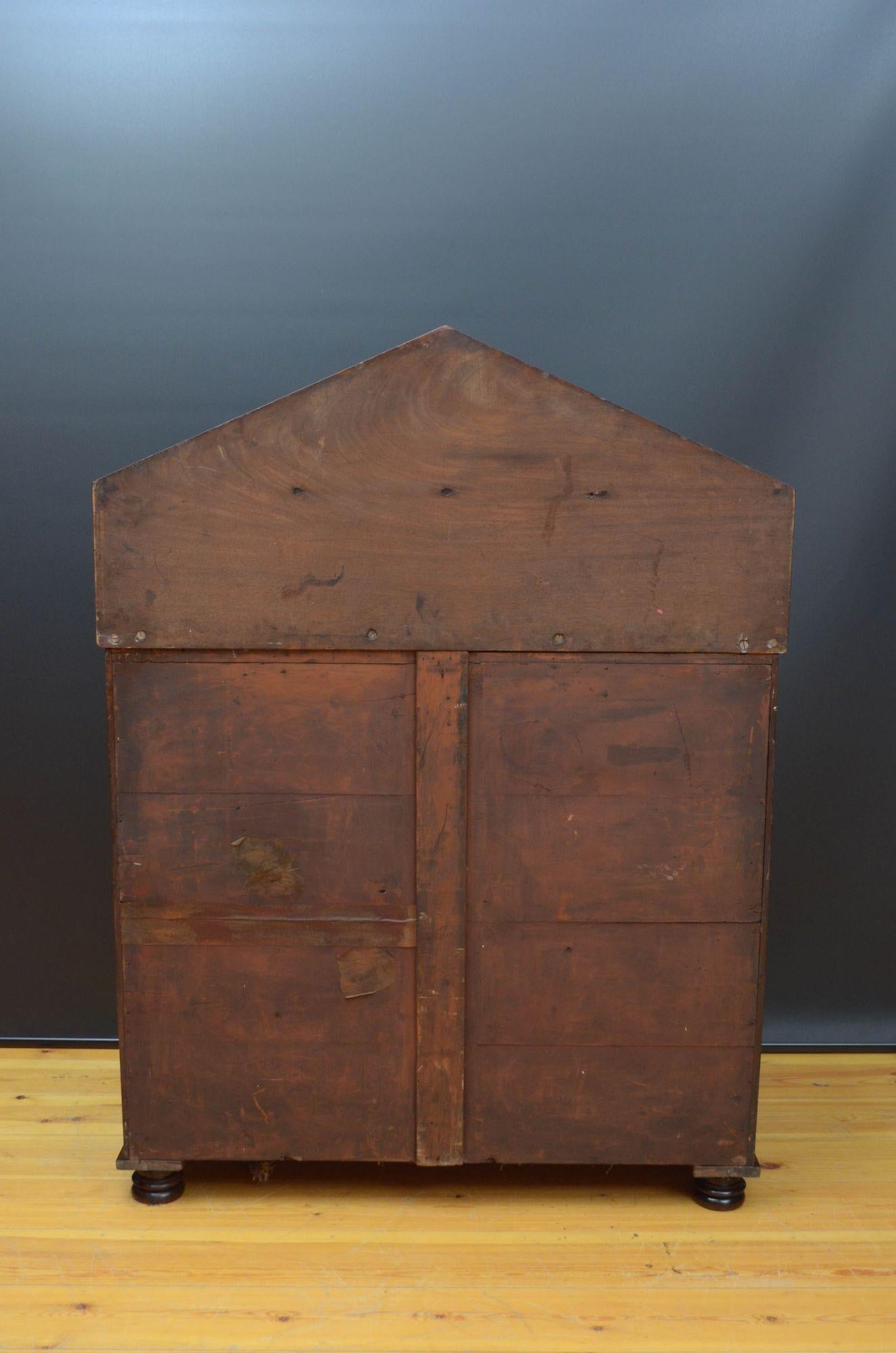 English William IV Mahogany Chiffonier c1830 For Sale 14