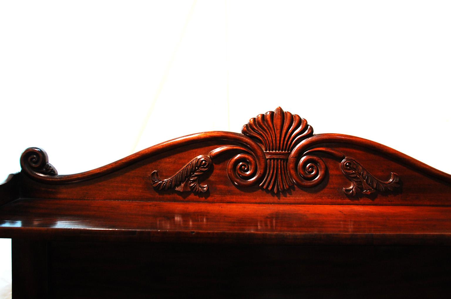 English William IV Mahogany Chiffonier with Carved Pediment and Ebony Inlay For Sale 2