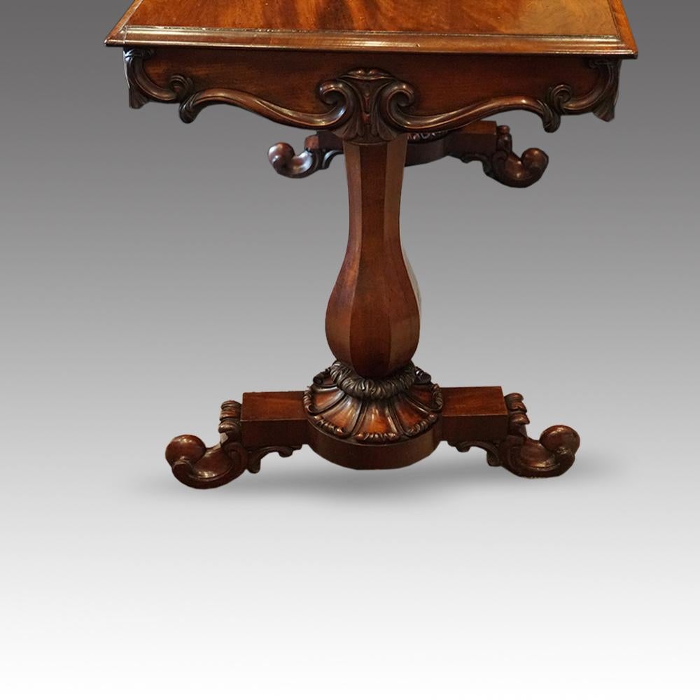 English William IV Mahogany Gentlemans Country House Library Table, circa 1830 1