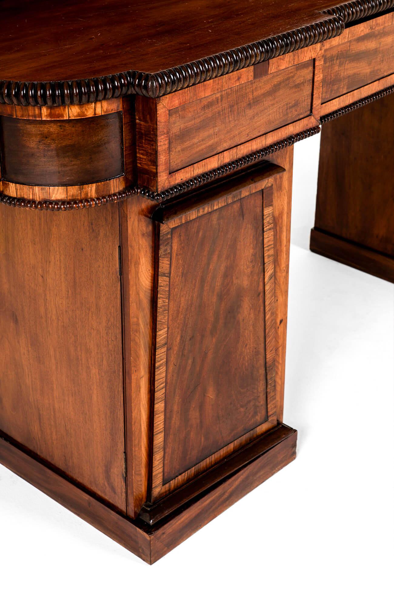 English William IV Mahogany Serving Table For Sale 4
