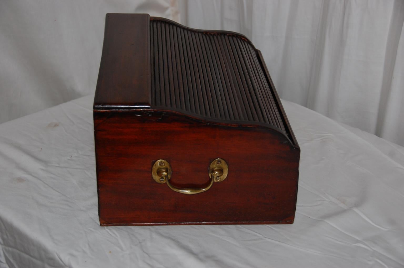 English William IV Mahogany Tambour Writing Box with Drawer Serpentine Shaped In Good Condition For Sale In Wells, ME