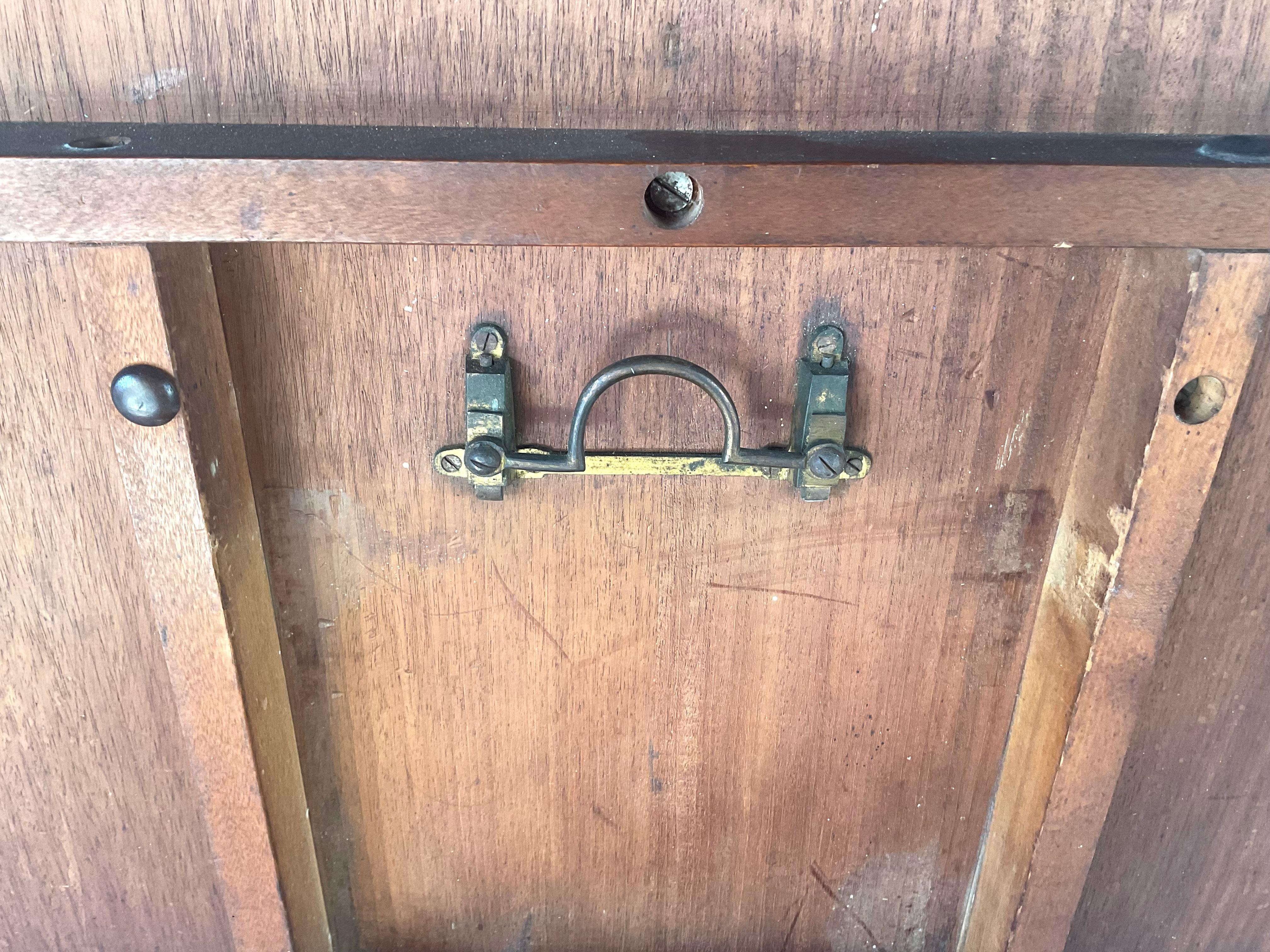 Mesa basculante inglesa de caoba Guillermo IV en venta 3