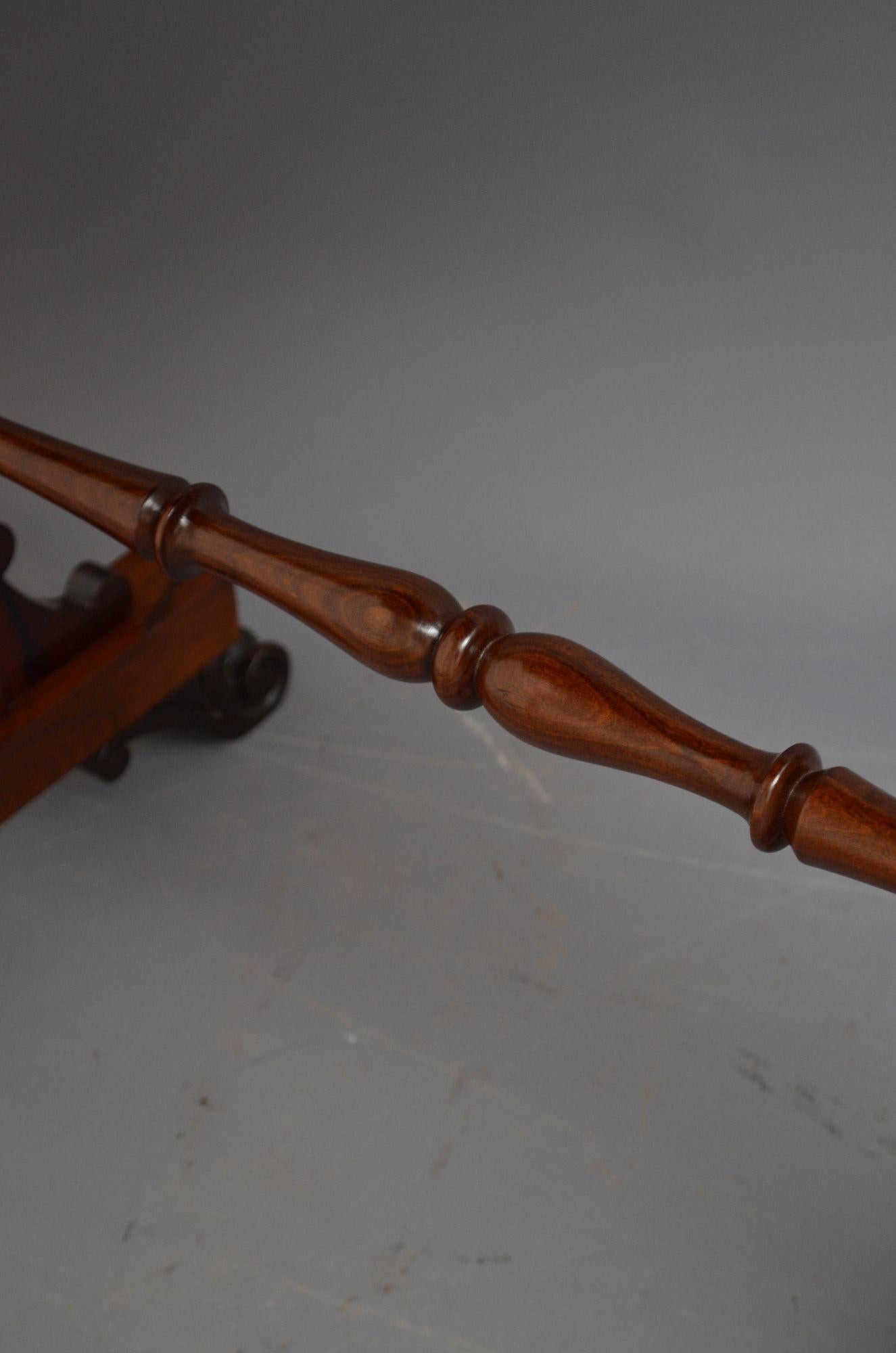 Table d'appoint anglaise William IV en bois de rose en vente 9