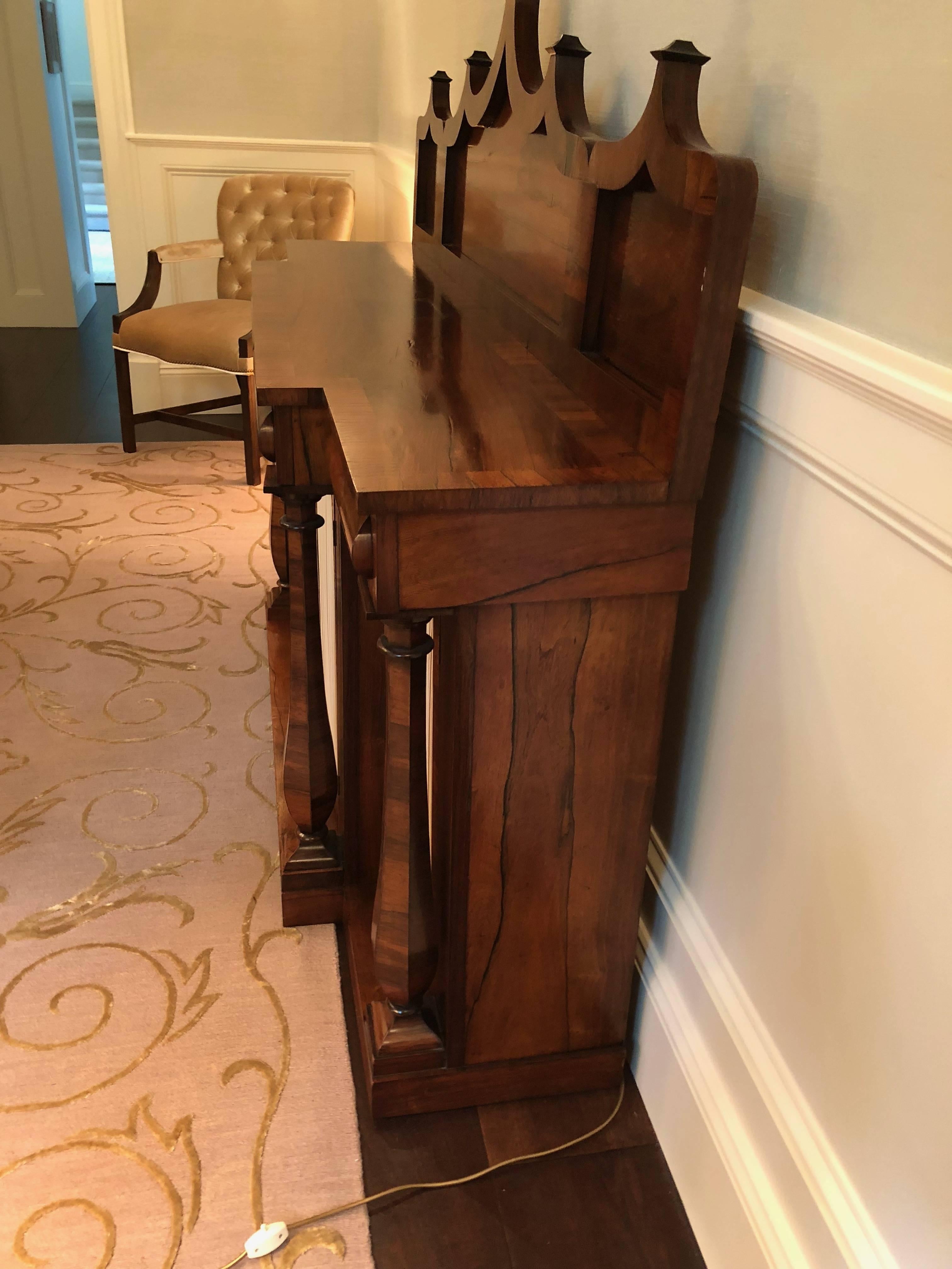 Hand-Crafted English William IV Rosewood Sideboard For Sale
