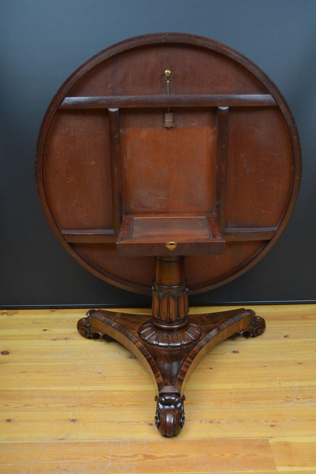 Tavolo da centro in legno di palissandro William IV inglese con piano inclinabile 2
