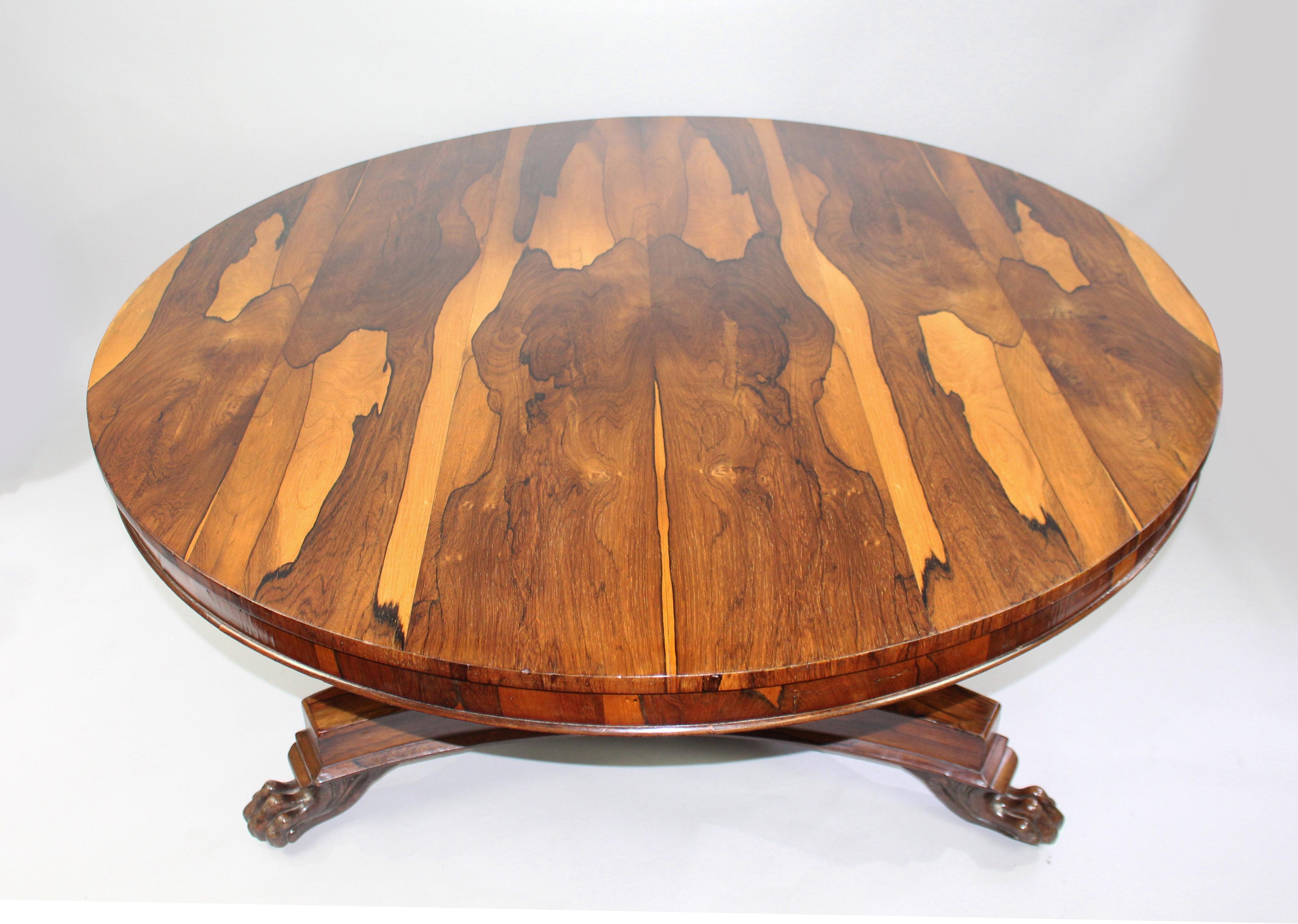 European English William IV Sabina Wood Centre Table, circa 1830 For Sale