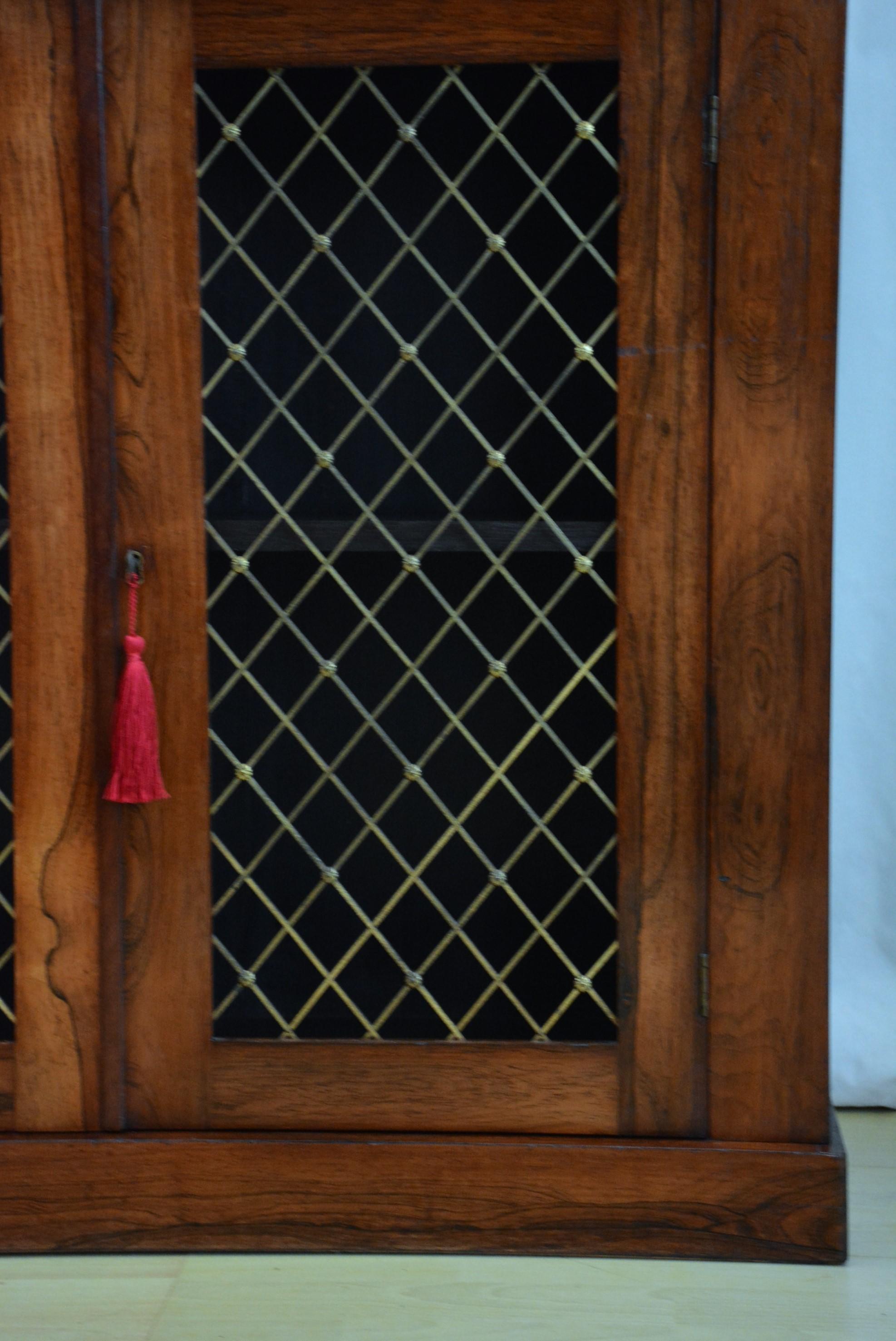 Aparador inglés Guillermo IV de palisandro c1840 en venta 8