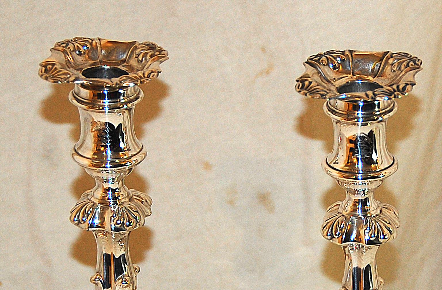 Mid-18th Century English William IV Sterling Silver Pair of Candlesticks Dated 1836