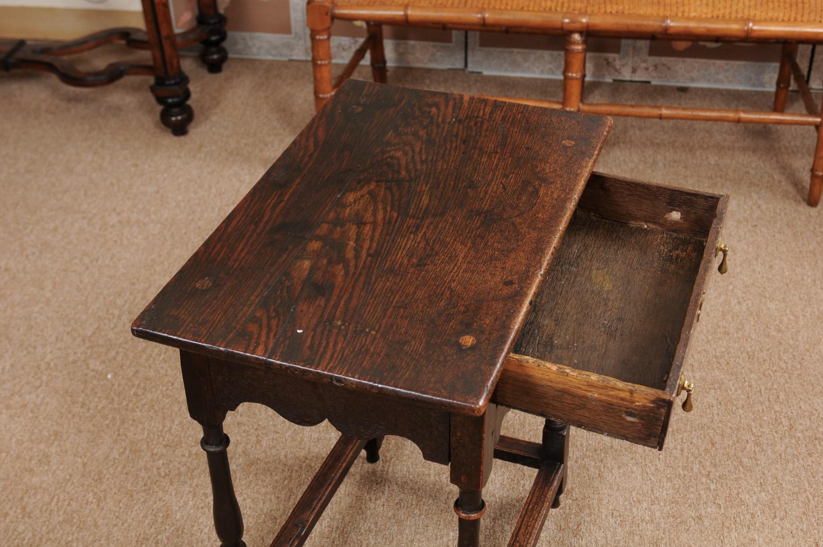English William & Mary Style Oak Side Table, Late 18th Century 1