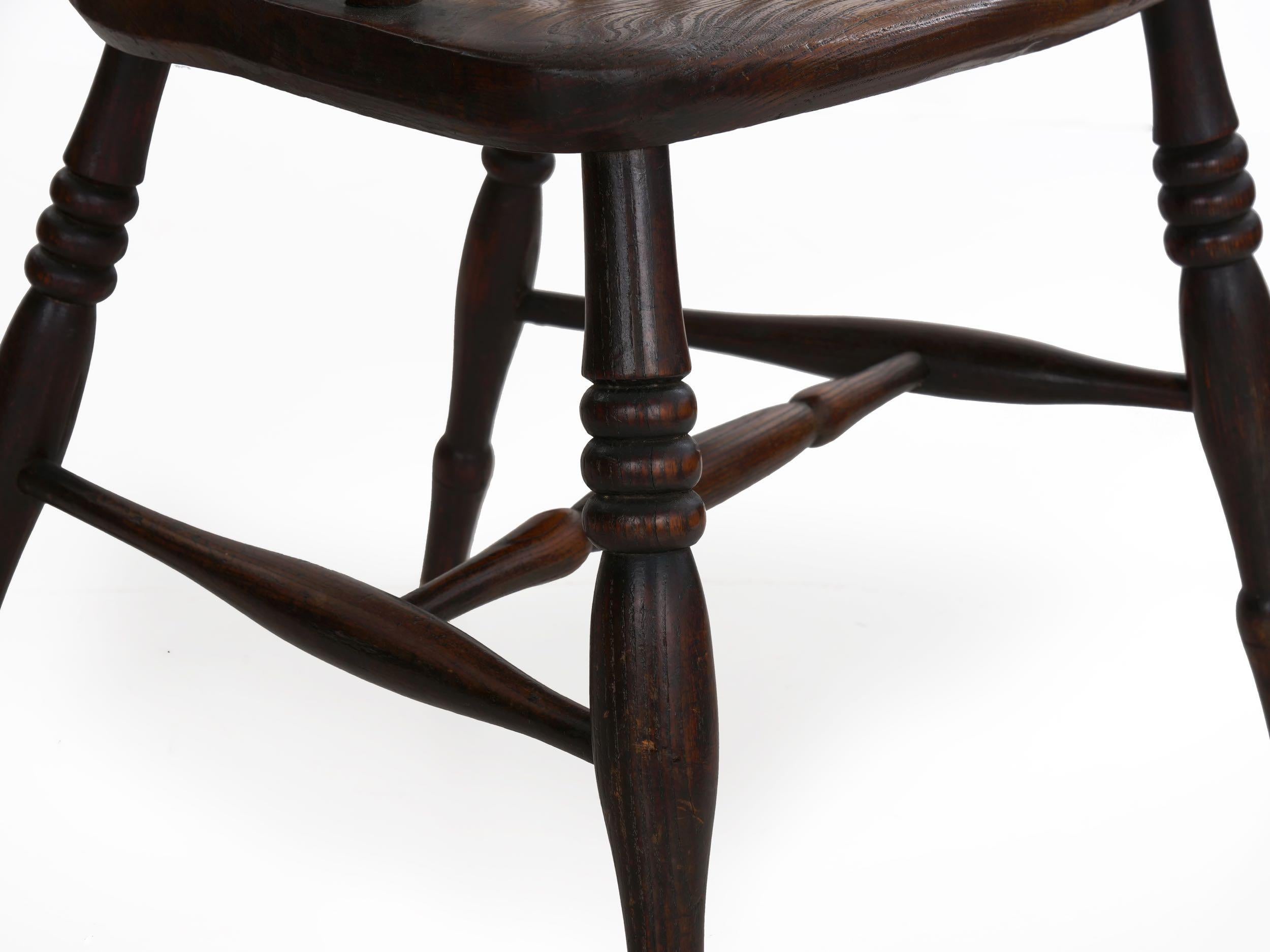 English Windsor Elm and Yew Antique Armchair, circa 1830-1850 11