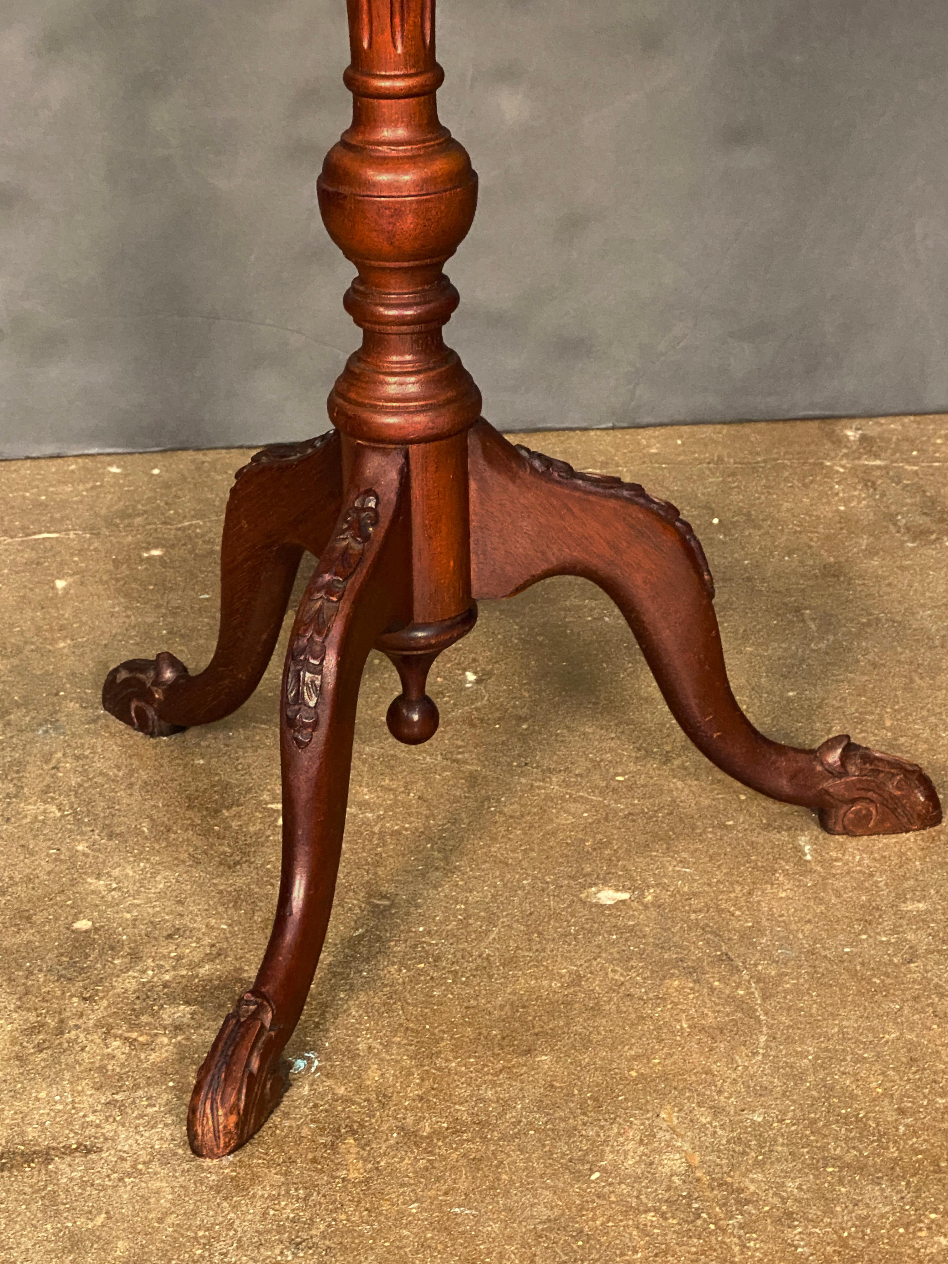 English Wine or Cocktail Table of Flame Walnut (Dia 15 3/4) 4