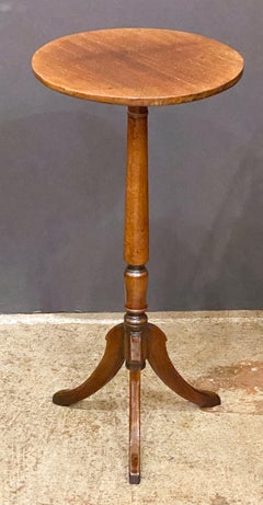 English Wine or Cocktail Table of Mahogany (Dia 13 3/4)