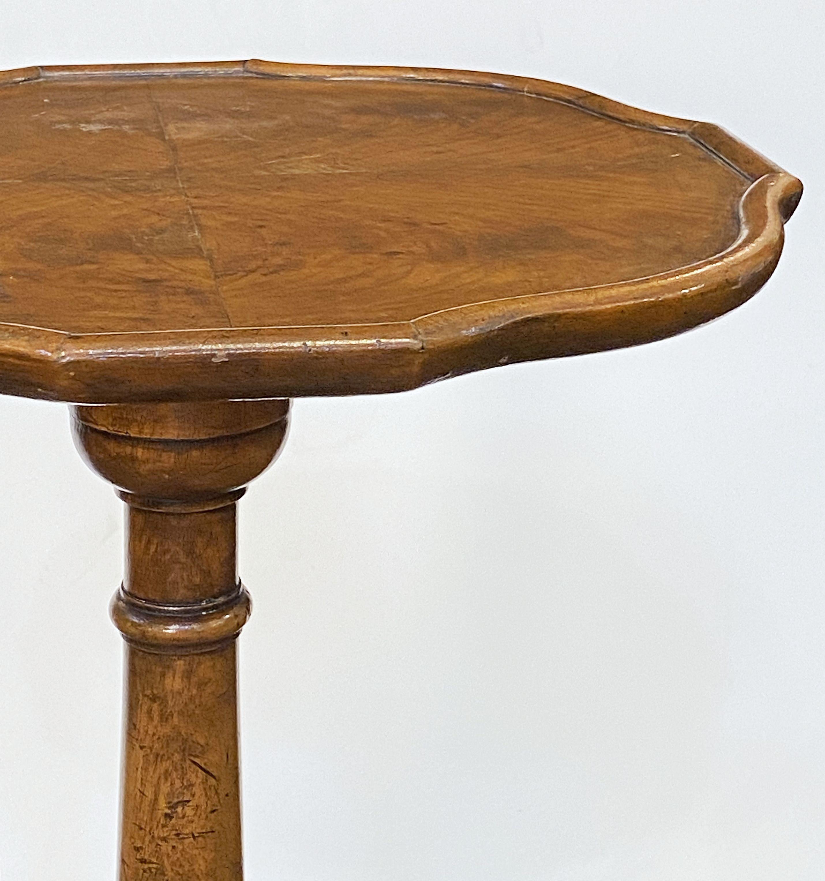 English Wine Table of Walnut For Sale 13