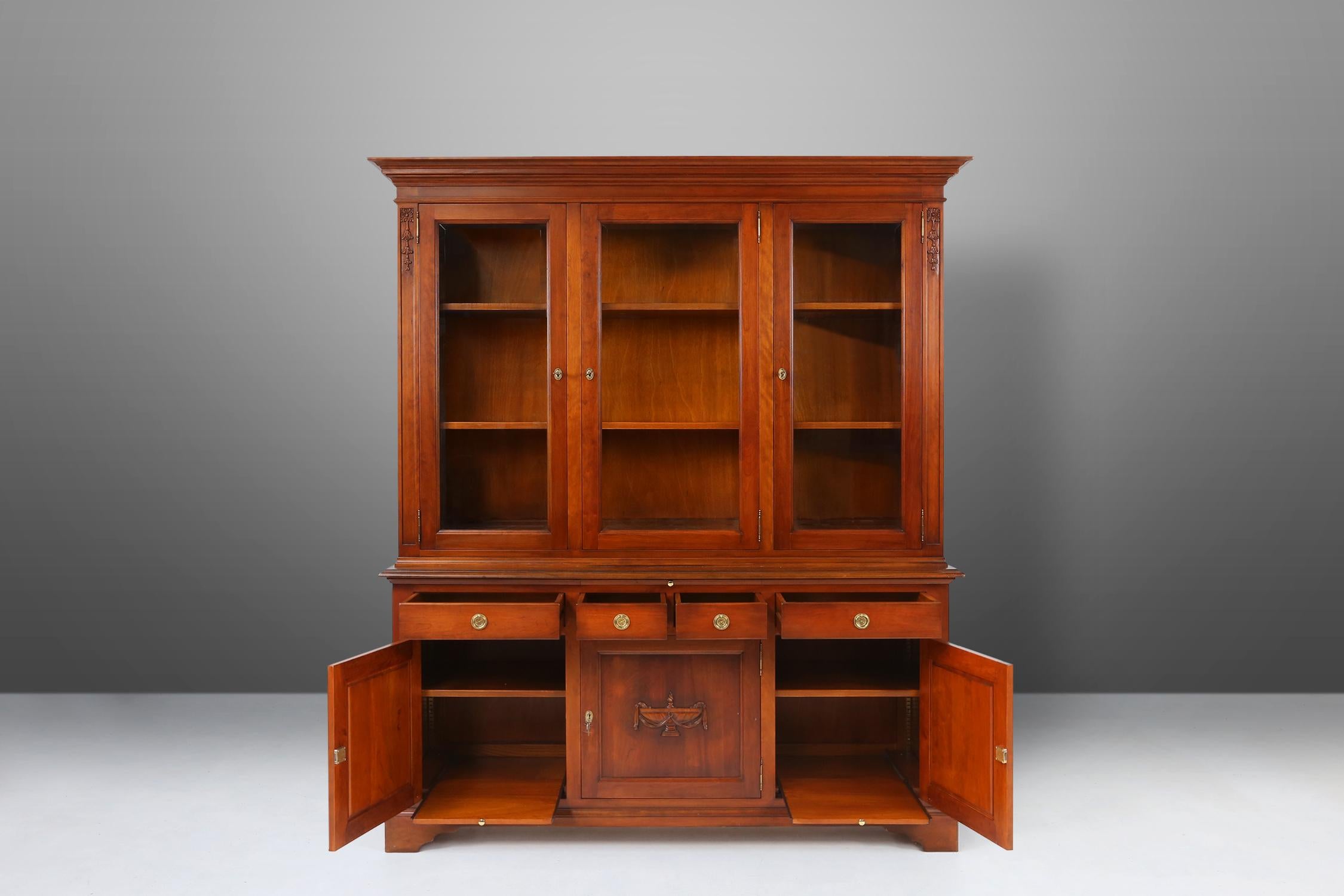 Mid-20th Century English Wooden Bookcase Cabinet, 1950s For Sale