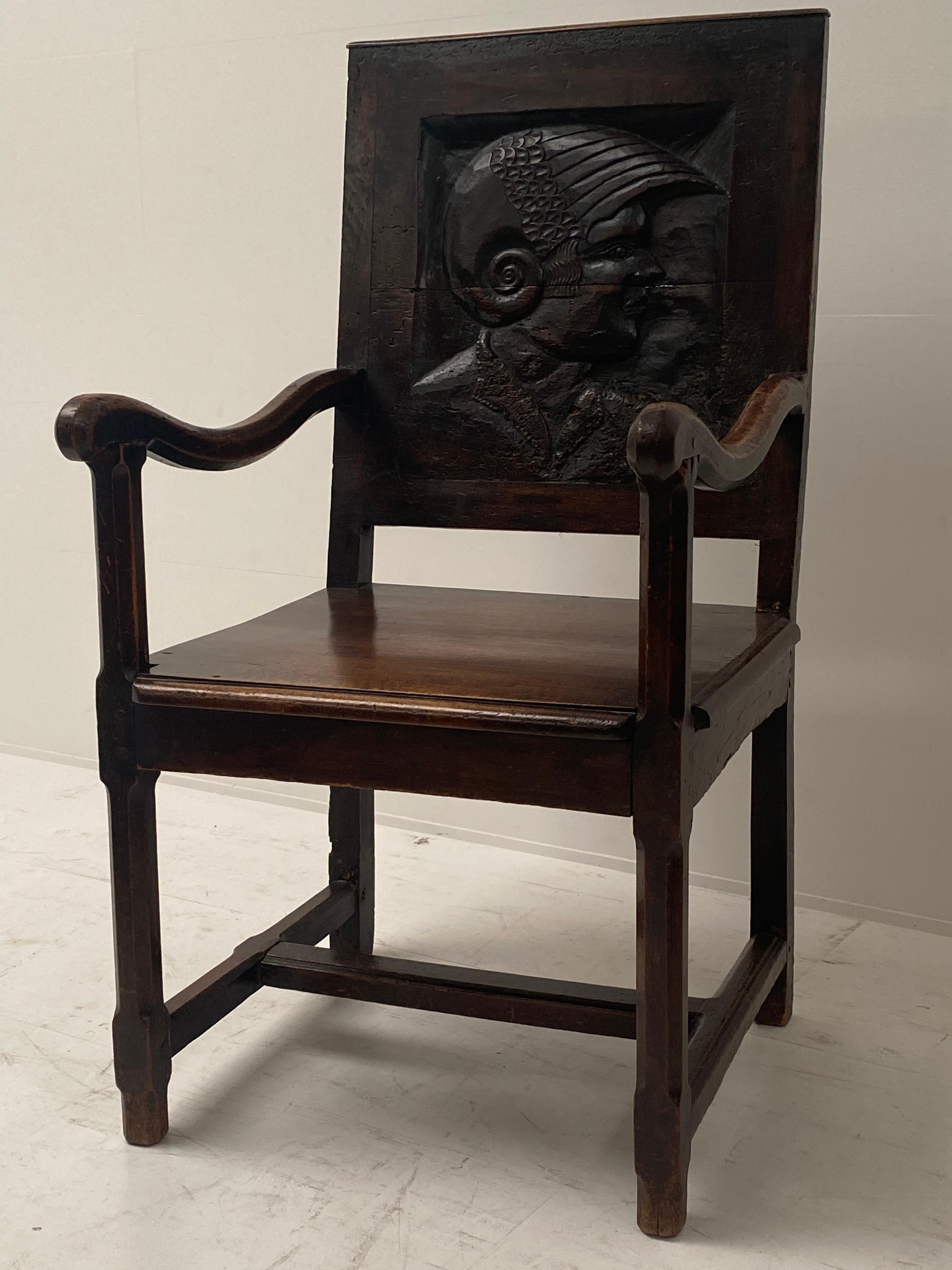 Chaise anglaise en bois, 17ème siècle Bon état à Schellebelle, BE
