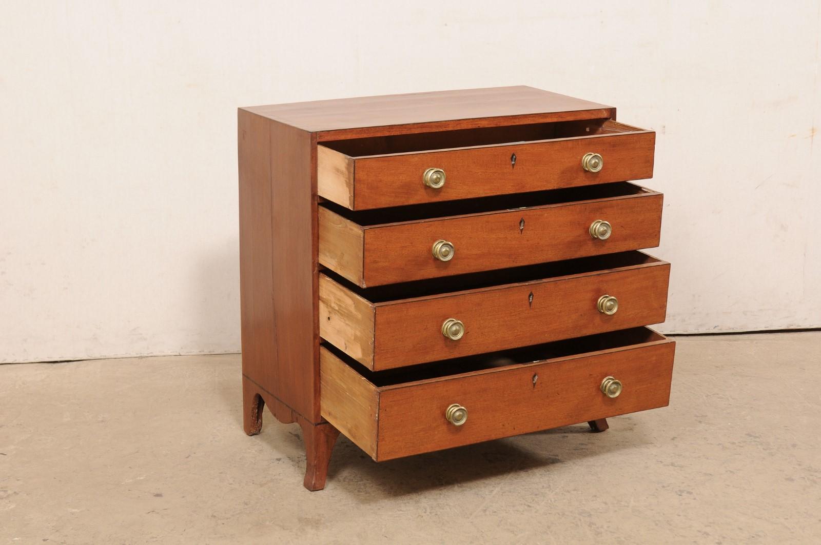 English Wooden Chest of 4 Drawers, Early to Mid 19th Century For Sale 1