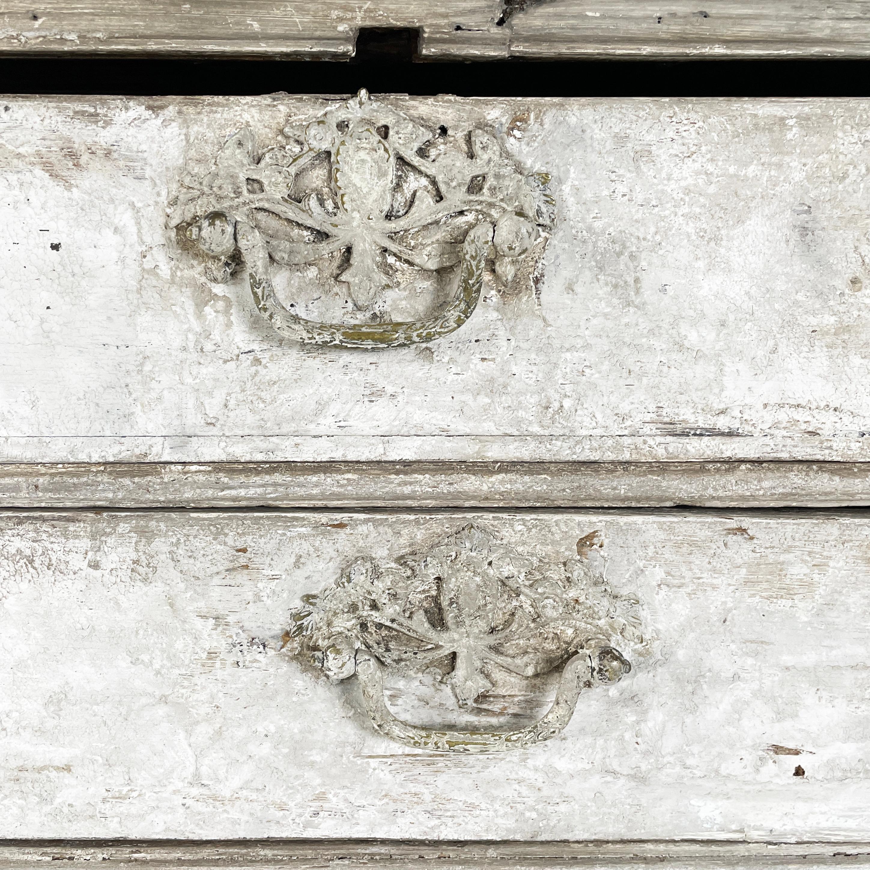 English Wooden chest of drawers with not-uniform white finish, 1700s 9