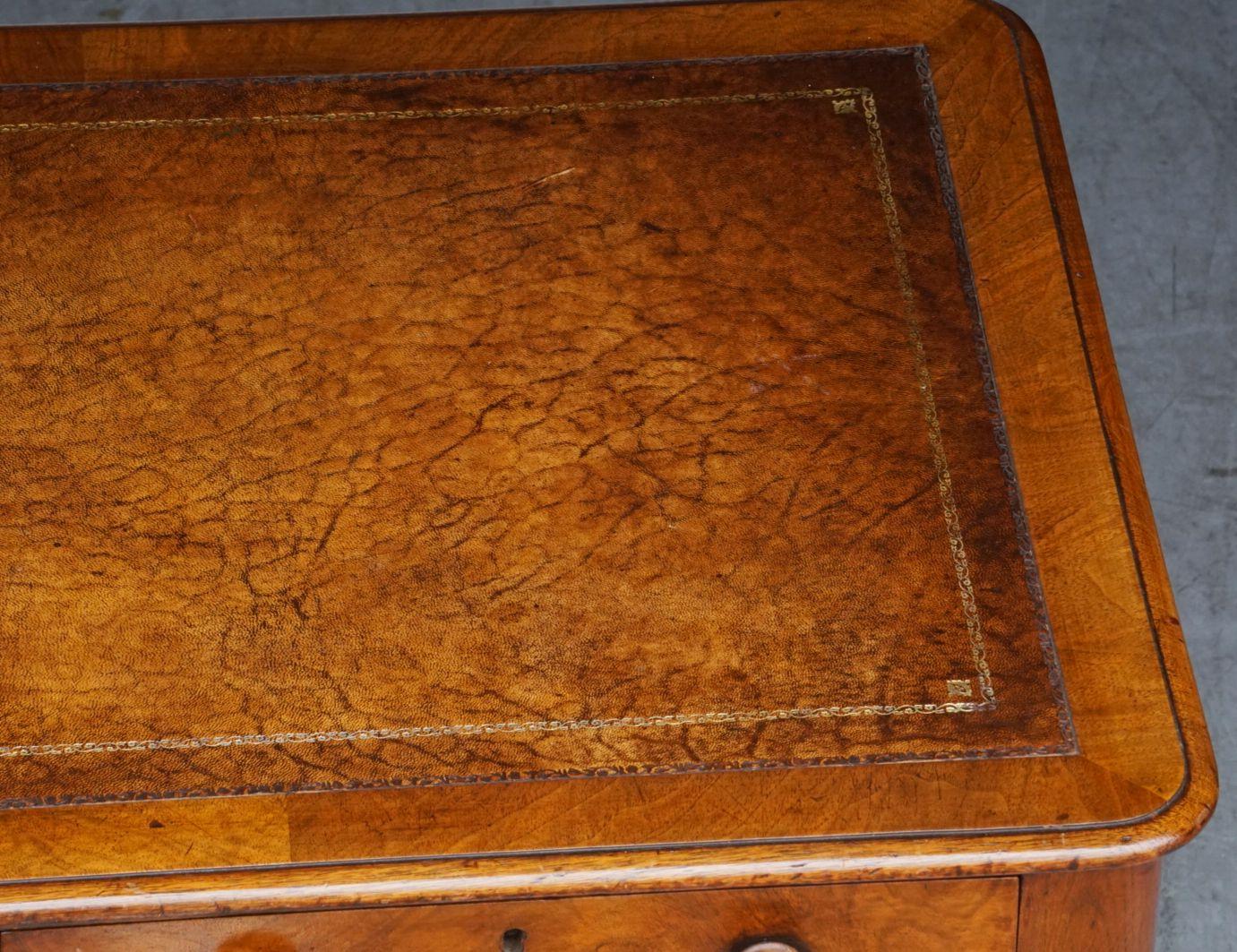 English Writing Desk or Table of Mahogany with Leather Top from the 19th Century 12