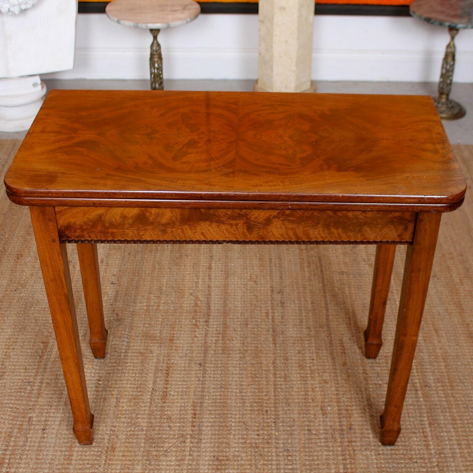 English Writing Table 19th Century Flamed Mahogany Folding Card Console Table For Sale 1