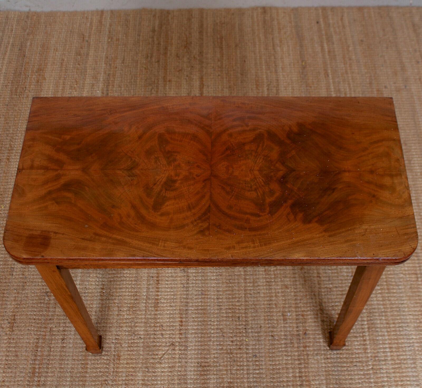 English Writing Table 19th Century Flamed Mahogany Folding Card Console Table For Sale 2
