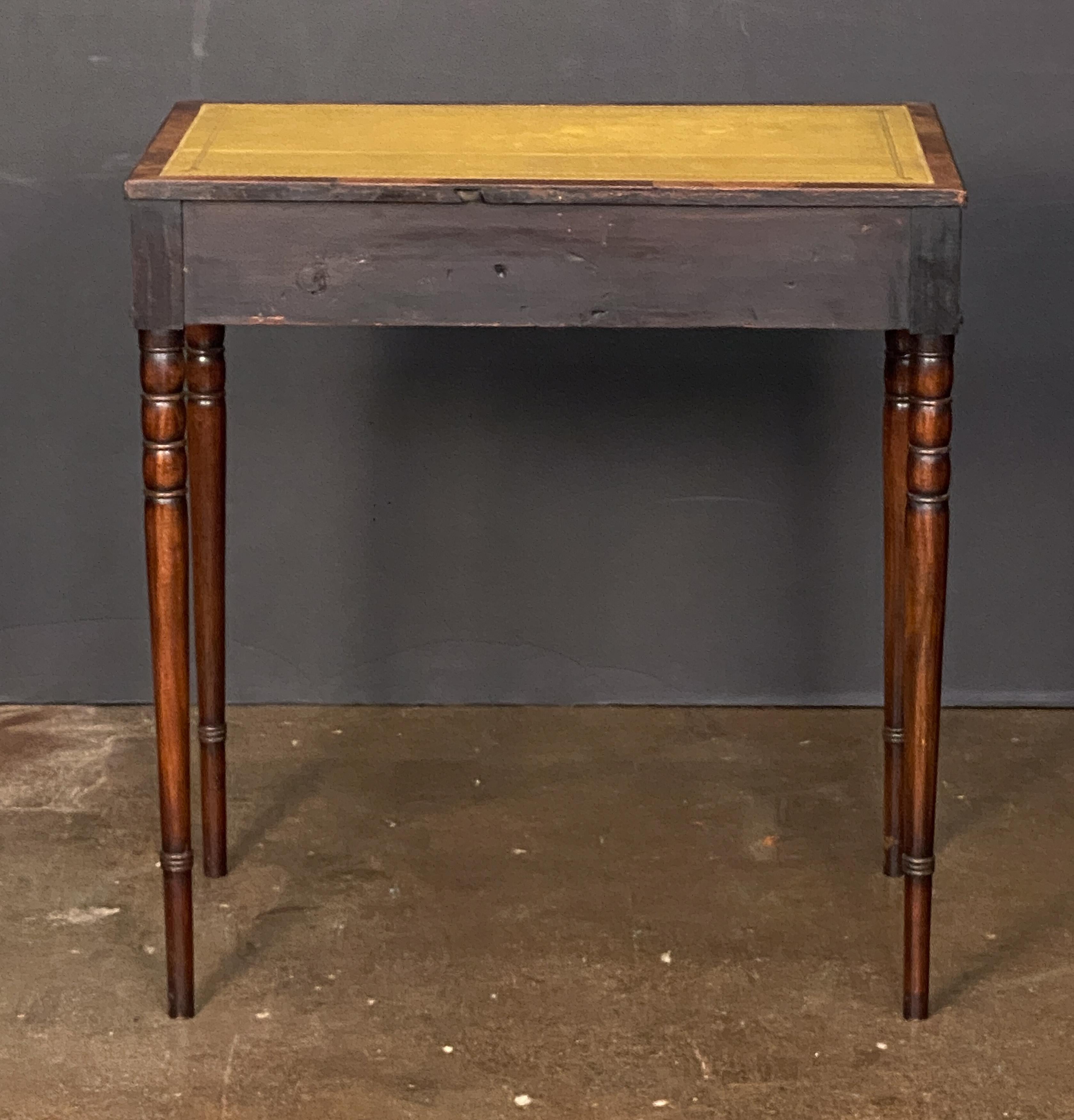 English Writing Table or Desk of Mahogany with Leather Top For Sale 4
