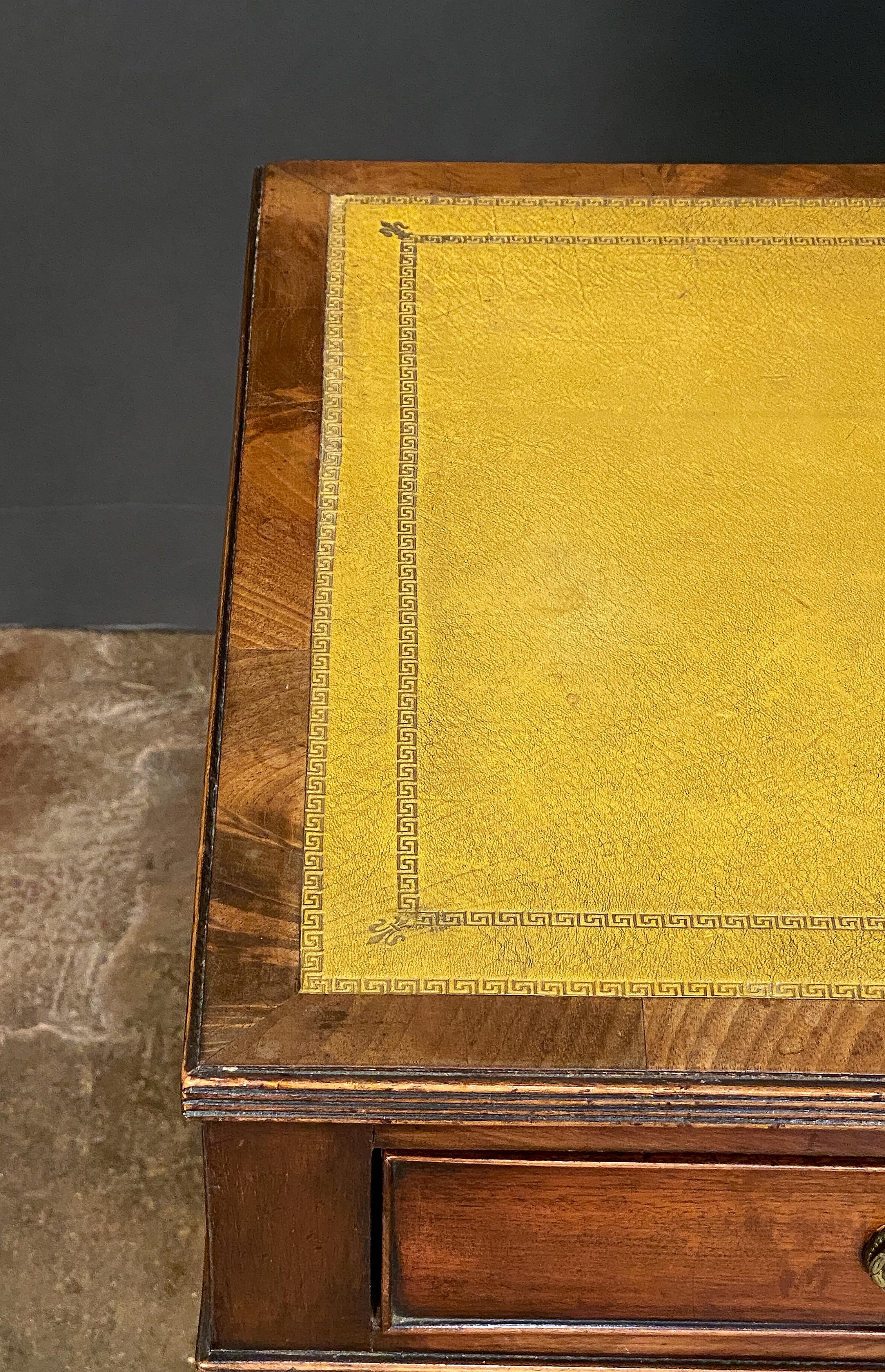 English Writing Table or Desk of Mahogany with Leather Top For Sale 6