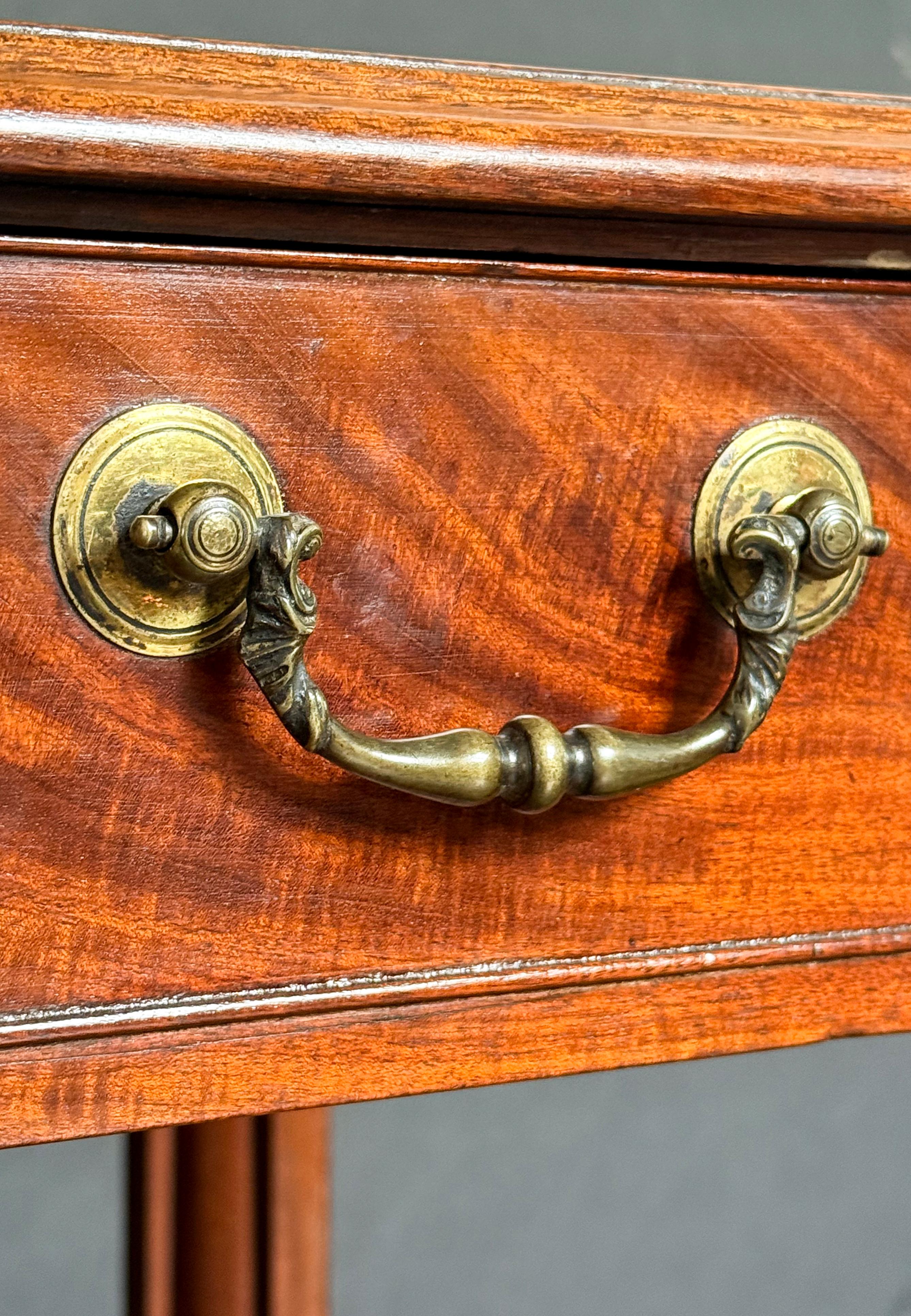 English Writing Table or Desk of Mahogany with Slide from the Georgian Period For Sale 7